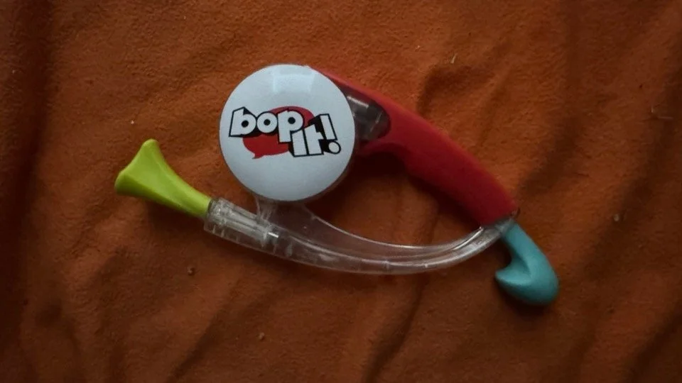 Name: Bop It!  •  Color: Sonic Clear Edition  •  Release Year: 2017  •  Revision Number: 1.36  •  Test Mode Length: 1m 29s
