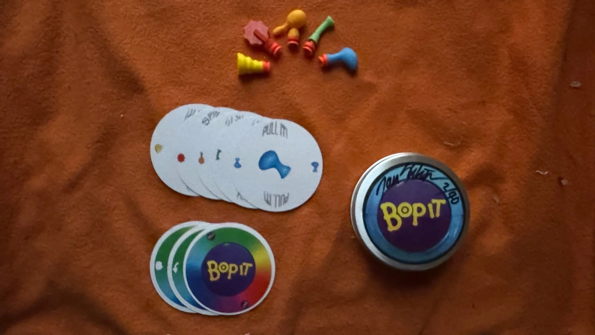 Name: Bop It Card Game Deluxe  •  Release Year: 2021