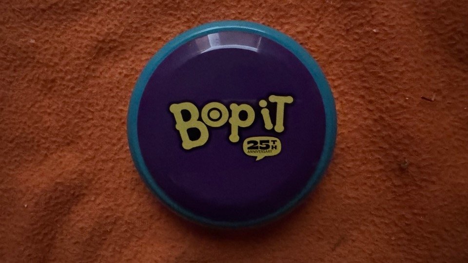 Name: Bop It! Button  •  Version 2.0  •  Release Year: 2023  •  Revision Number: 1  •  Test Mode Length: 5m 29s  •  Changes: Removes all guest voices and bonus modes for retail