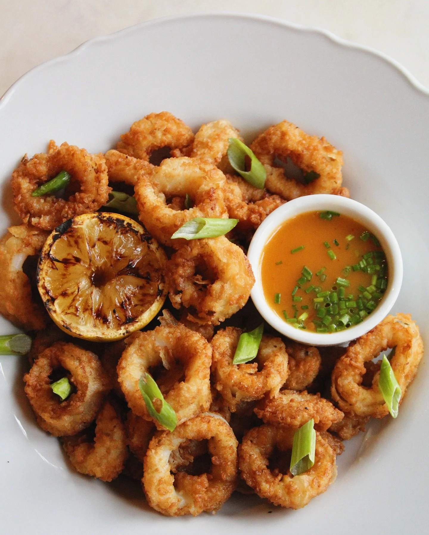 Lunch and bar in Montclair at Halcyon Montclair