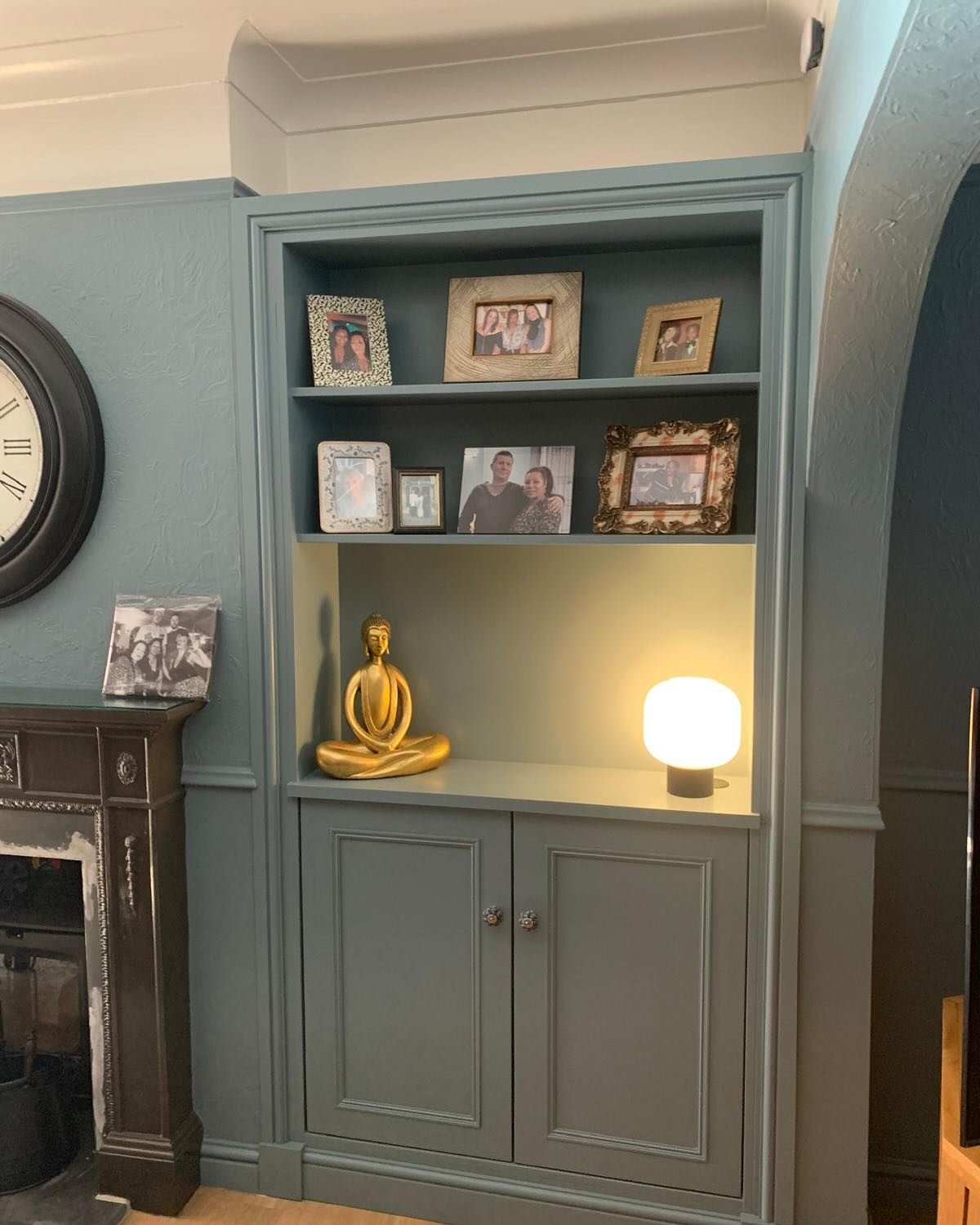 Bespoke alcove storage by Dajon Interiors. Looking to get the most out of your alcoves? At our workshop we can create a bespoke solution just for you. Get in touch to find out more &hellip; #bespokecarpentry #carpentergloucestershire #alcoveshelves #