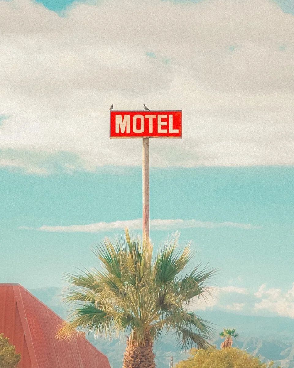 This motel is for the birds 🐦🐦

I've driven by this sign a few times now and it has always caught my eye. It's one of the tallest signs in the area with one simple word &quot;MOTEL&quot;. The bold, all-caps white letters on the solid red background