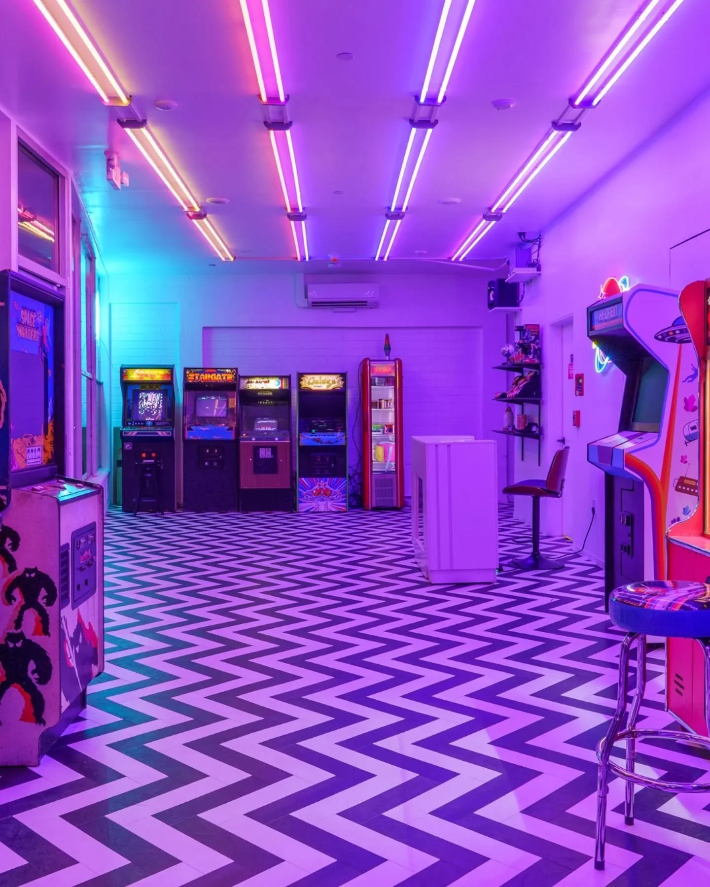 I had an awesome time doing a photoshoot Hi-Orbit Games - a cool retro arcade and immersive escape room in 29 Palms! 🕹️👾 @hiorbitgames is opening very soon. Book one of their preview experiences at hiorbitgames.com. You have to check it out!&nbsp;
