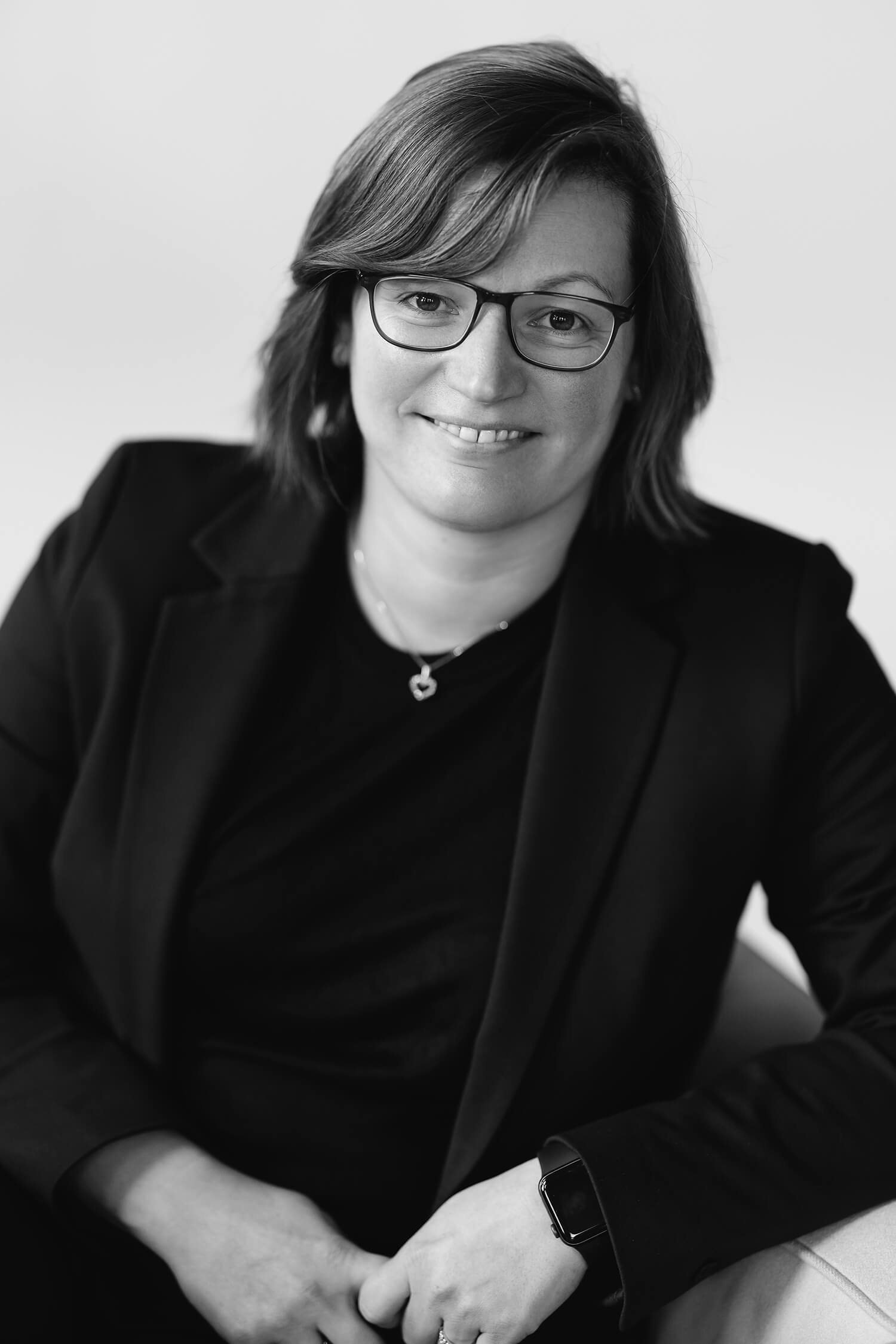 Portretfoto van Monique Beijersbergen - advocaat bij HarveyBloom Advocaten