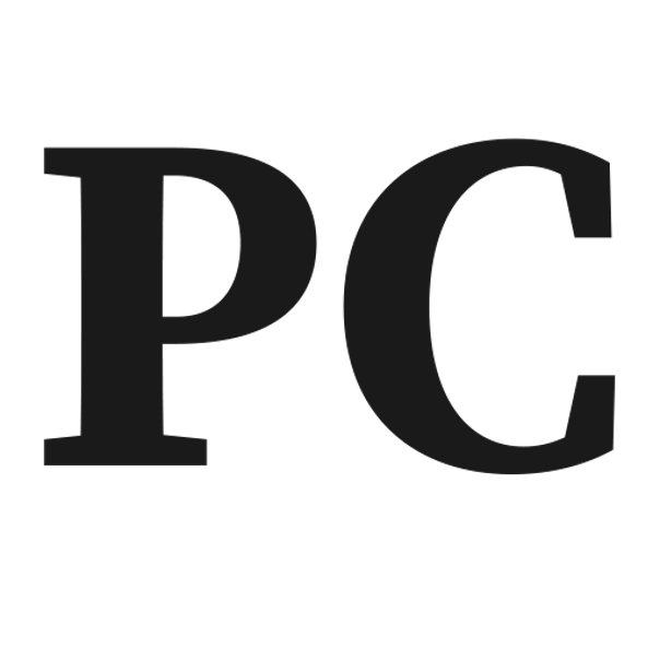 Tekst 'PC' in grote, zwarte letters op een witte achtergrond.