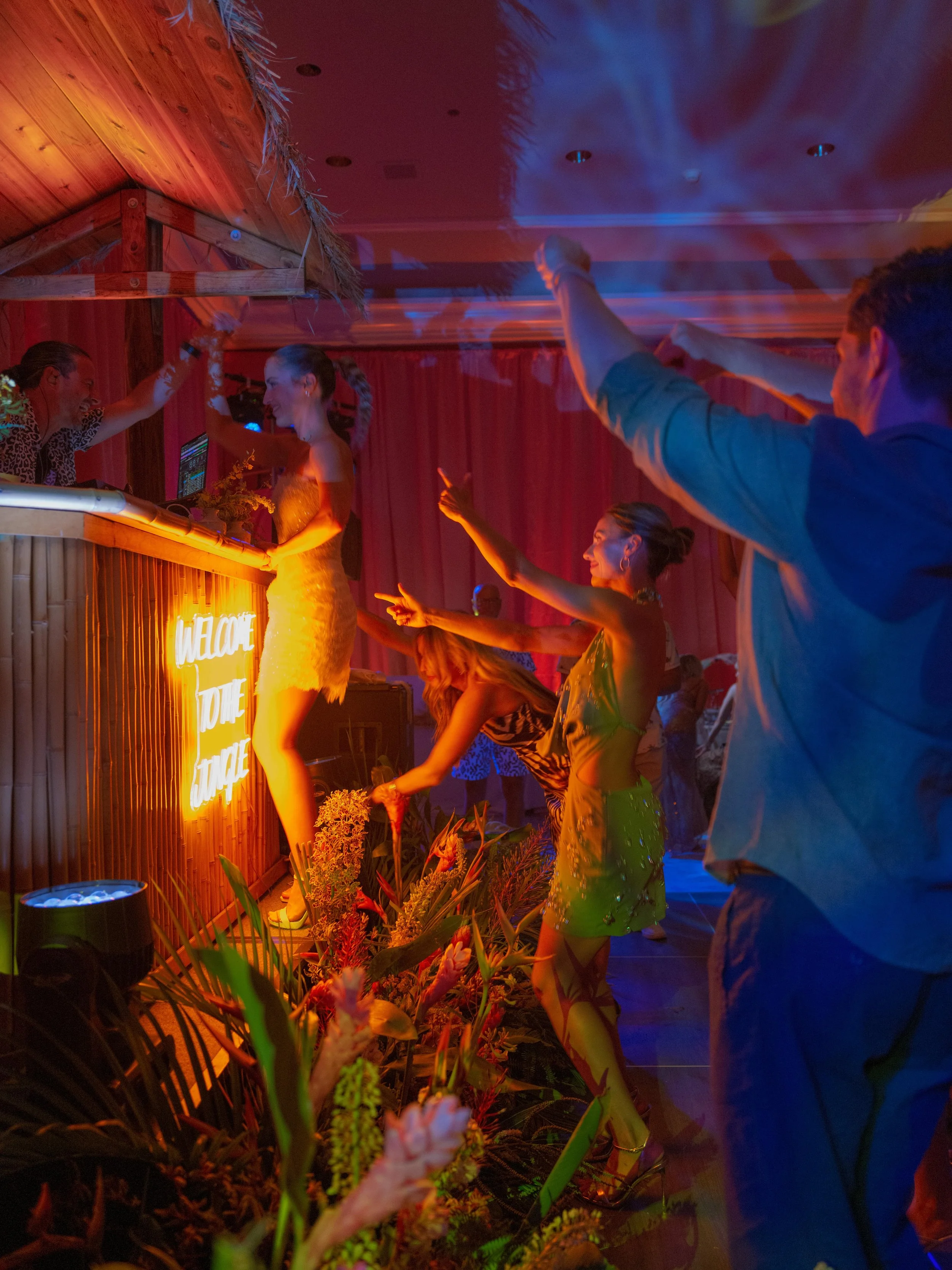EM-25-Vardit&Gavin-Wedding-01147-min.jpg