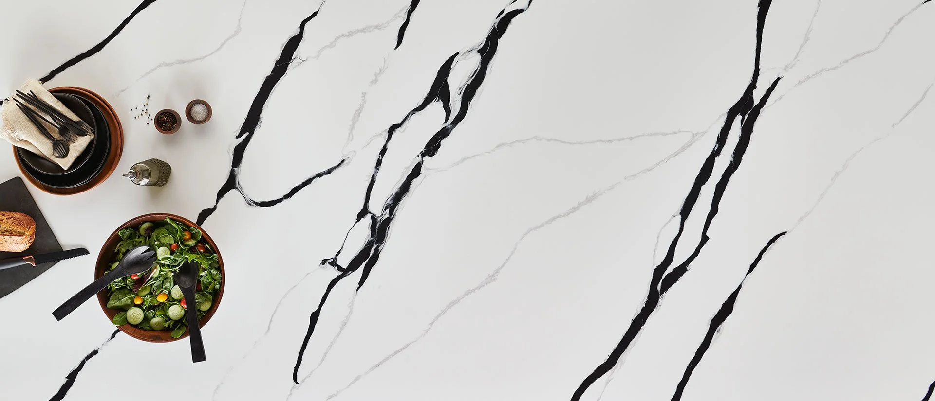 calacatta-lumanyx-quartz-vignette.jpg