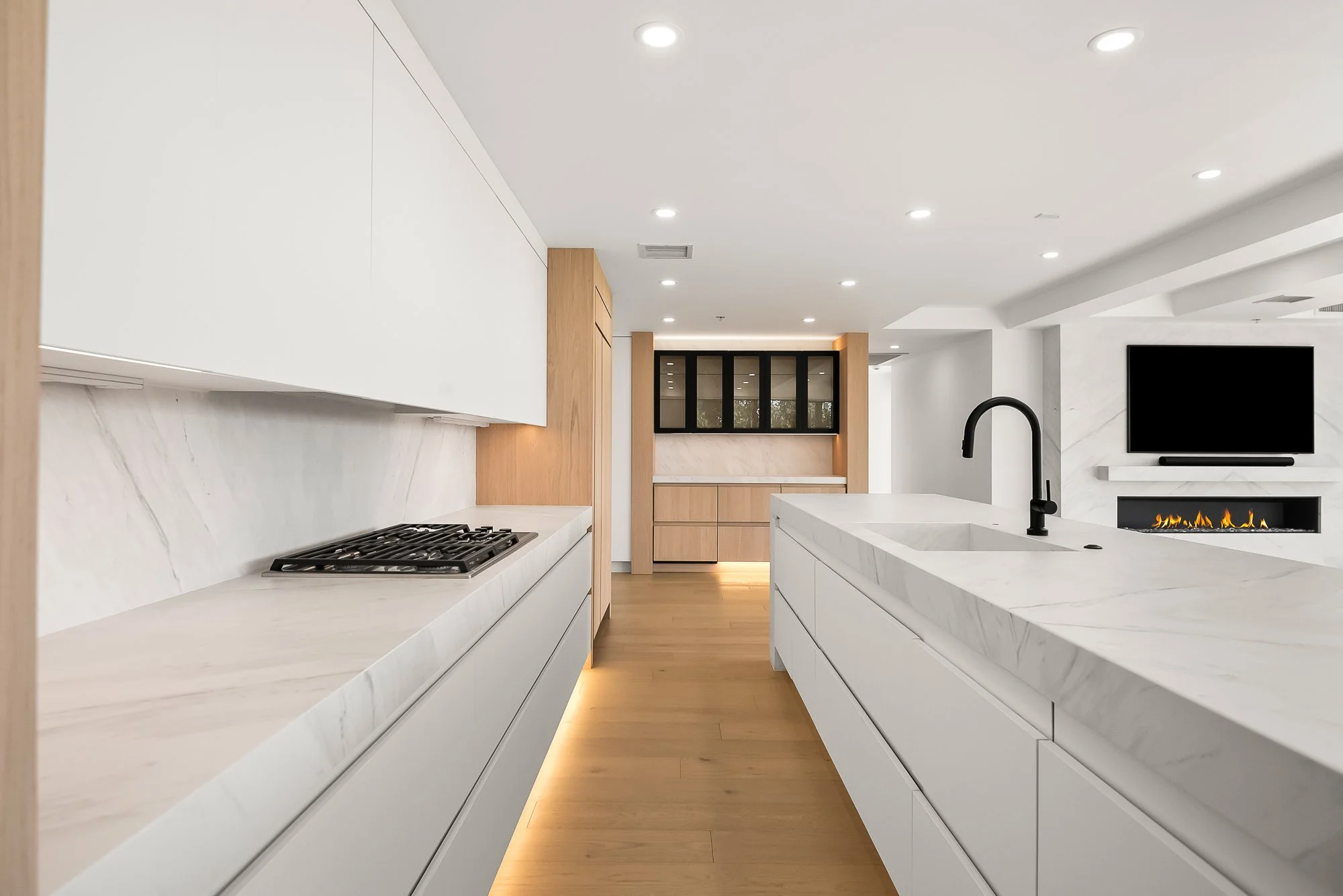 Are White Kitchens Going Out Of Style in 2026?