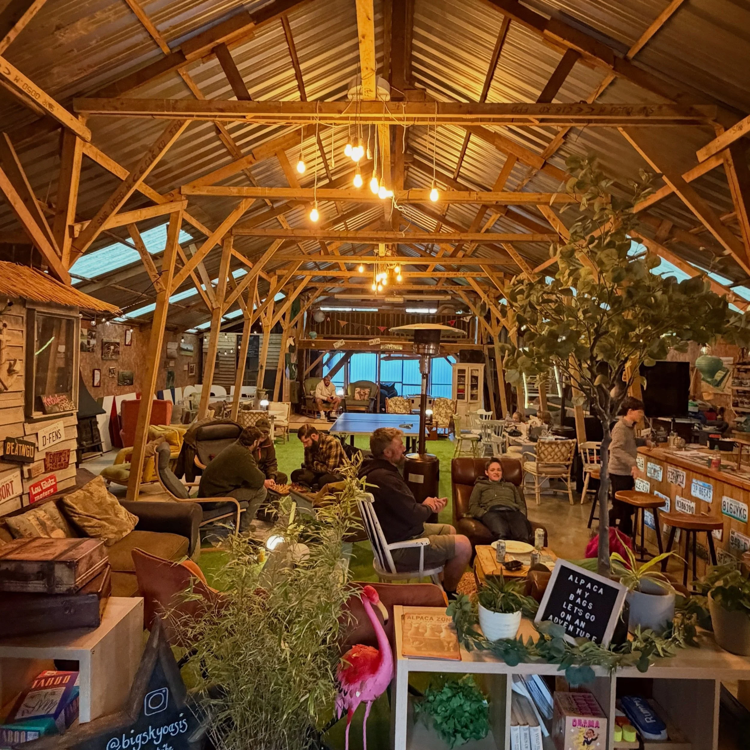 Weekend barn vibes ❤️ 🍕 🏓 ♟️ 

#campsite #lincolnshire