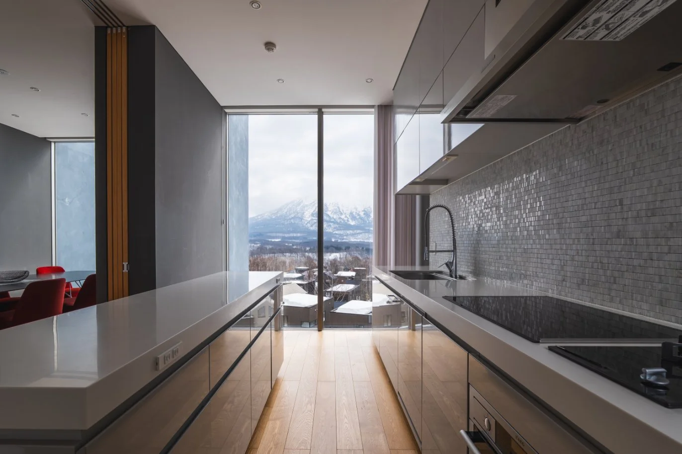 Terrazze_kitchen_yotei_view.jpg