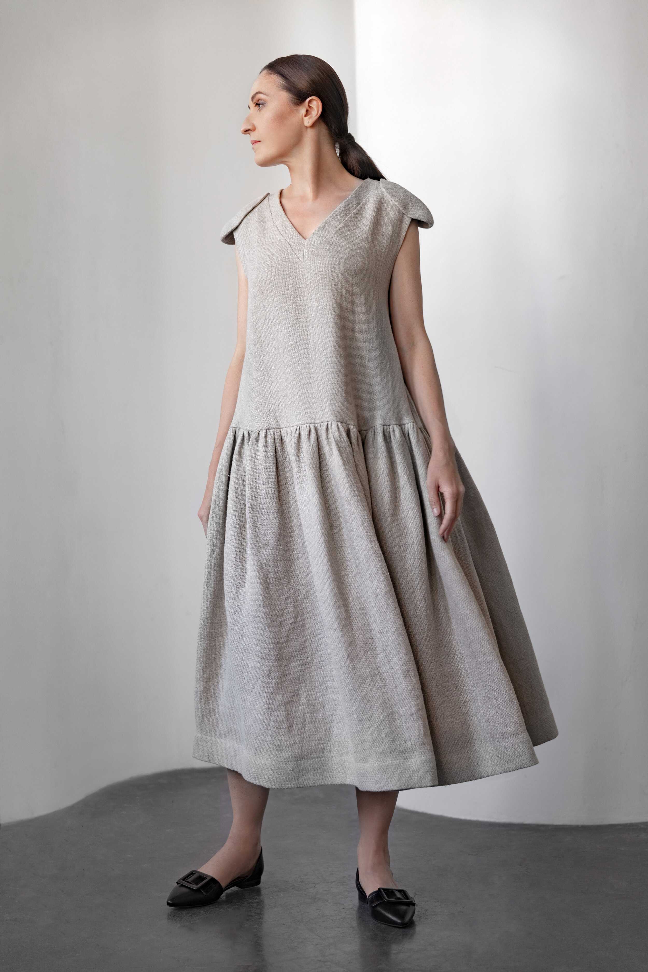 INNNA offers a summer hemp dress suitable for day or evening wear, perfect for coastal strolls or city walks.