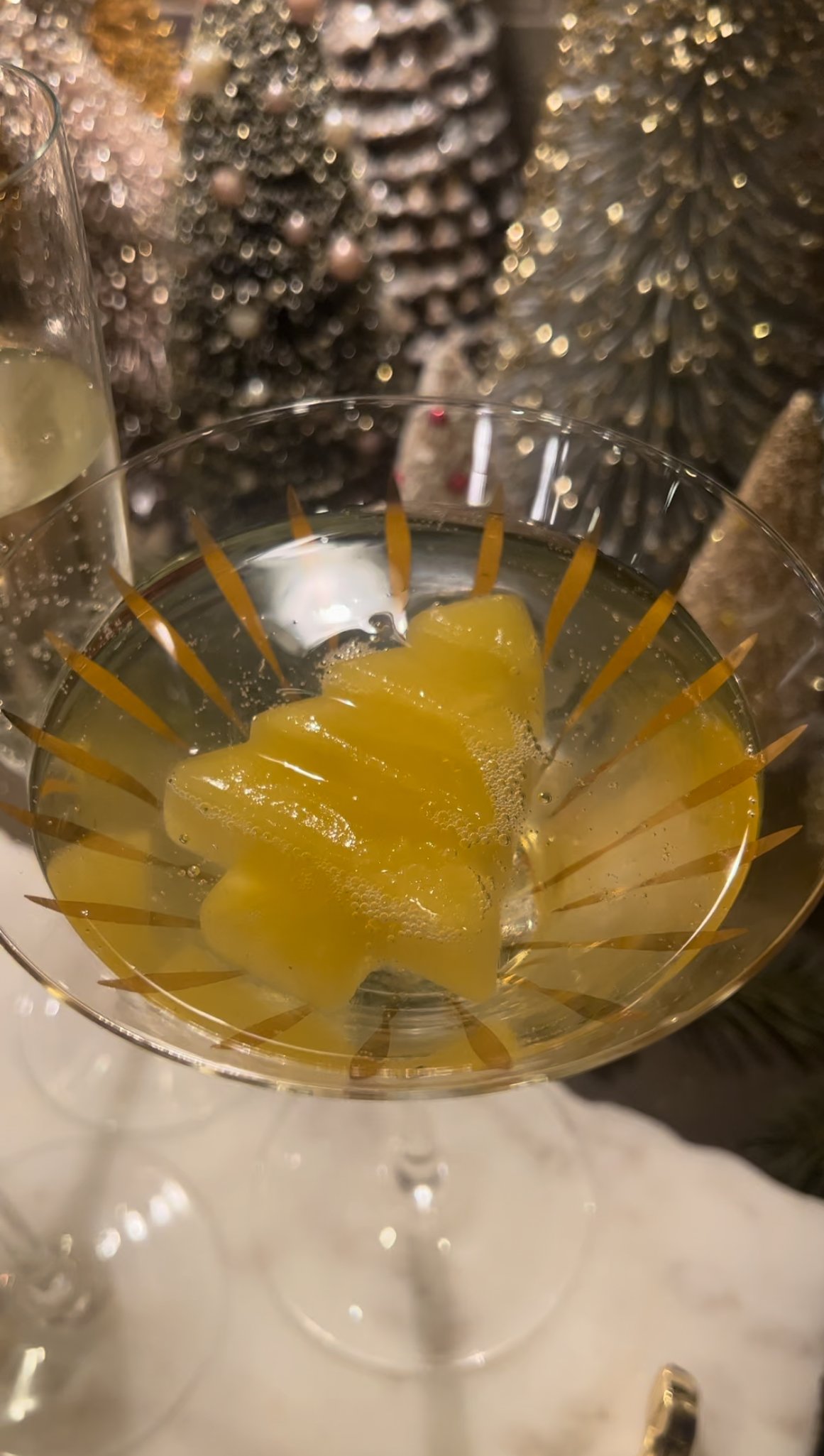 Mimosa large mold.jpeg