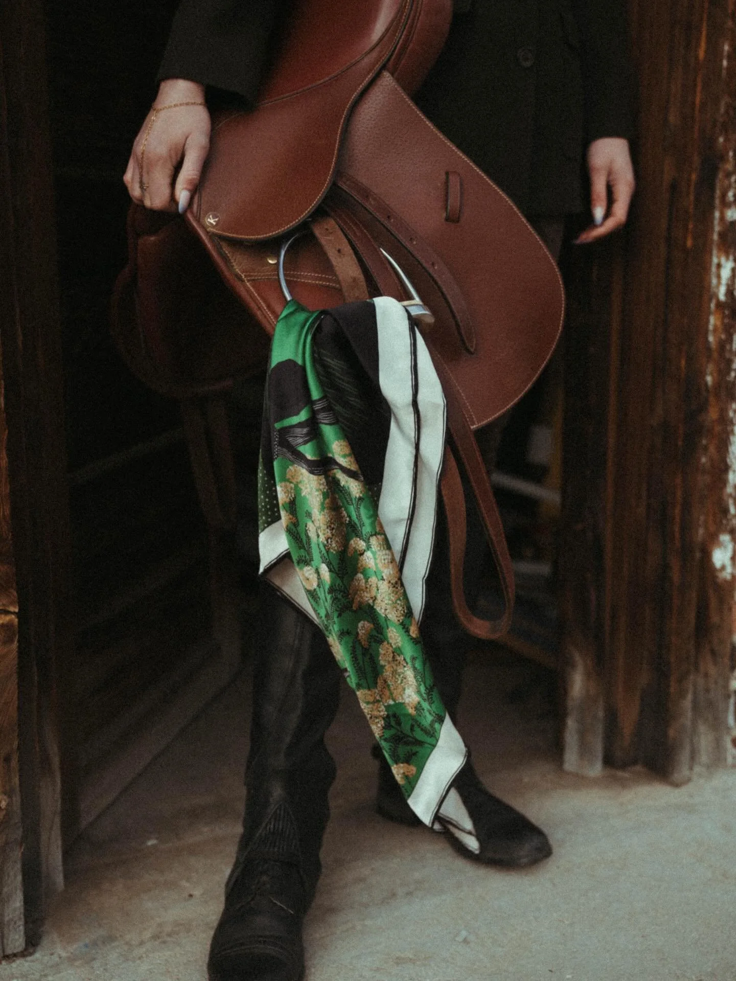 I have so many shoots I haven&rsquo;t shared yet&mdash;life has been full, and Instagram has definitely taken a back seat lately. But this shoot with @day.by.a was such a joy. I&rsquo;ve been craving the chance to step back into creativity with inten