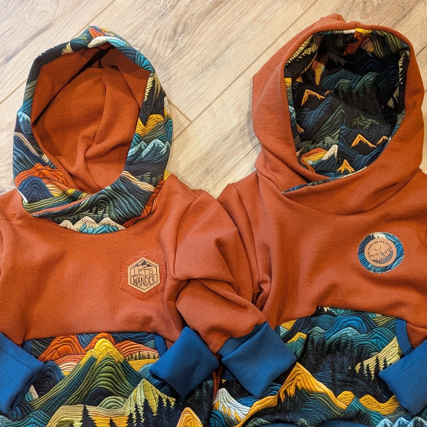 Even when I use the same fabrics, I rarely make the *exact* same item twice. Truly one-of-a-kind clothing for all the tiny humans in your life.💙🏔️🧡