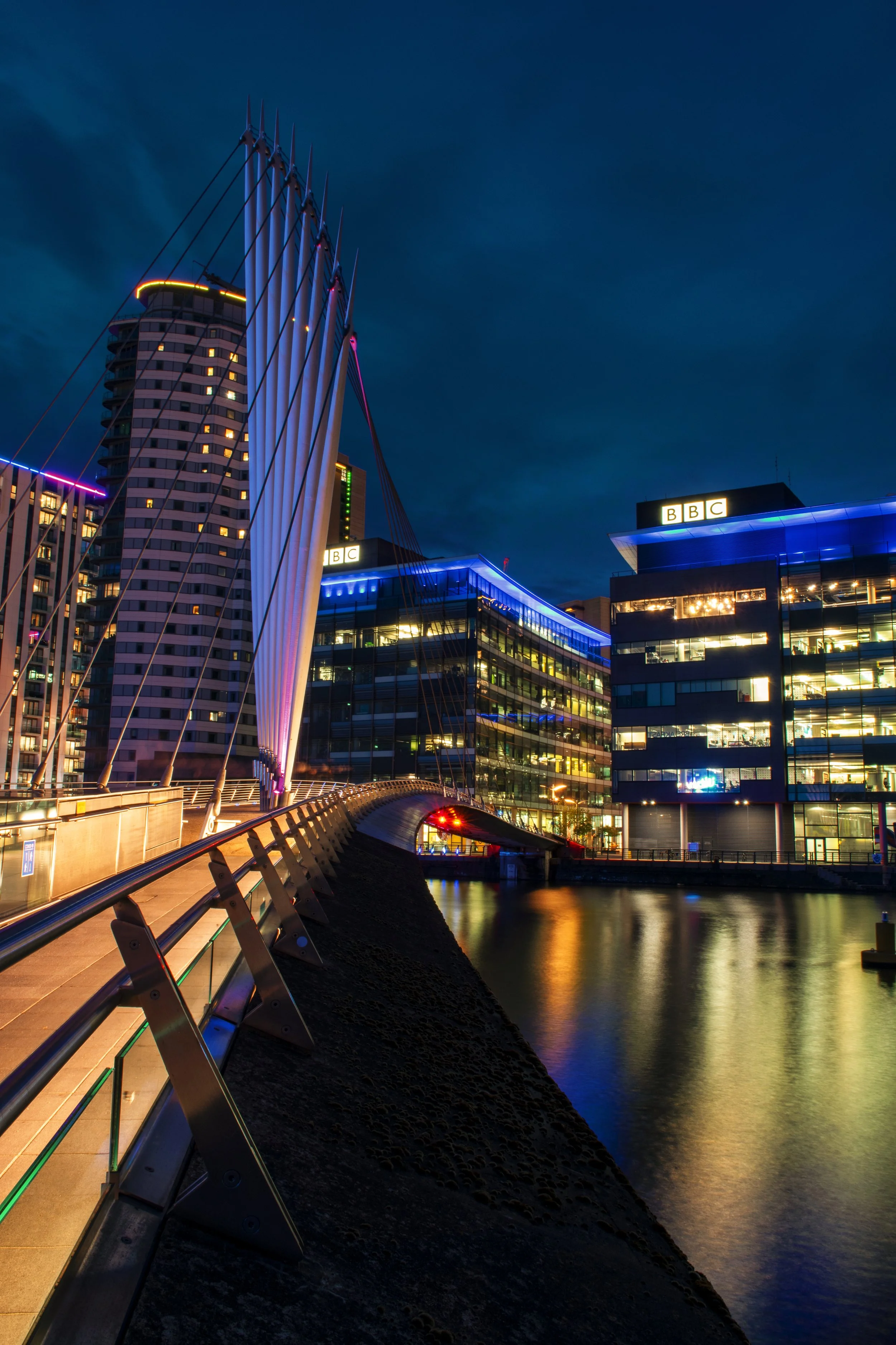 Salford quay long exposure.jpg
