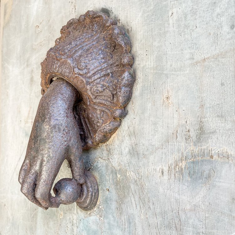 Orvieto,+door+knocker.jpg