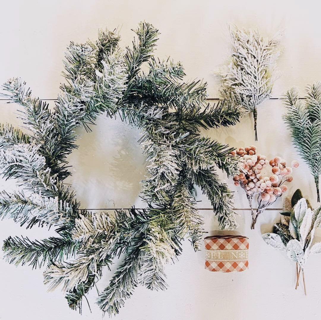 Did you know that Creative Culture has a DIY wreath bar for only $45?

Wreath Bar includes: 
&bull; 1 style of wreath
&bull; 1 bag of greenery &amp; assortments 
&bull; 1 ribbon 
&bull; 1 sign 

Play around with the kit and assemble to your likings. 