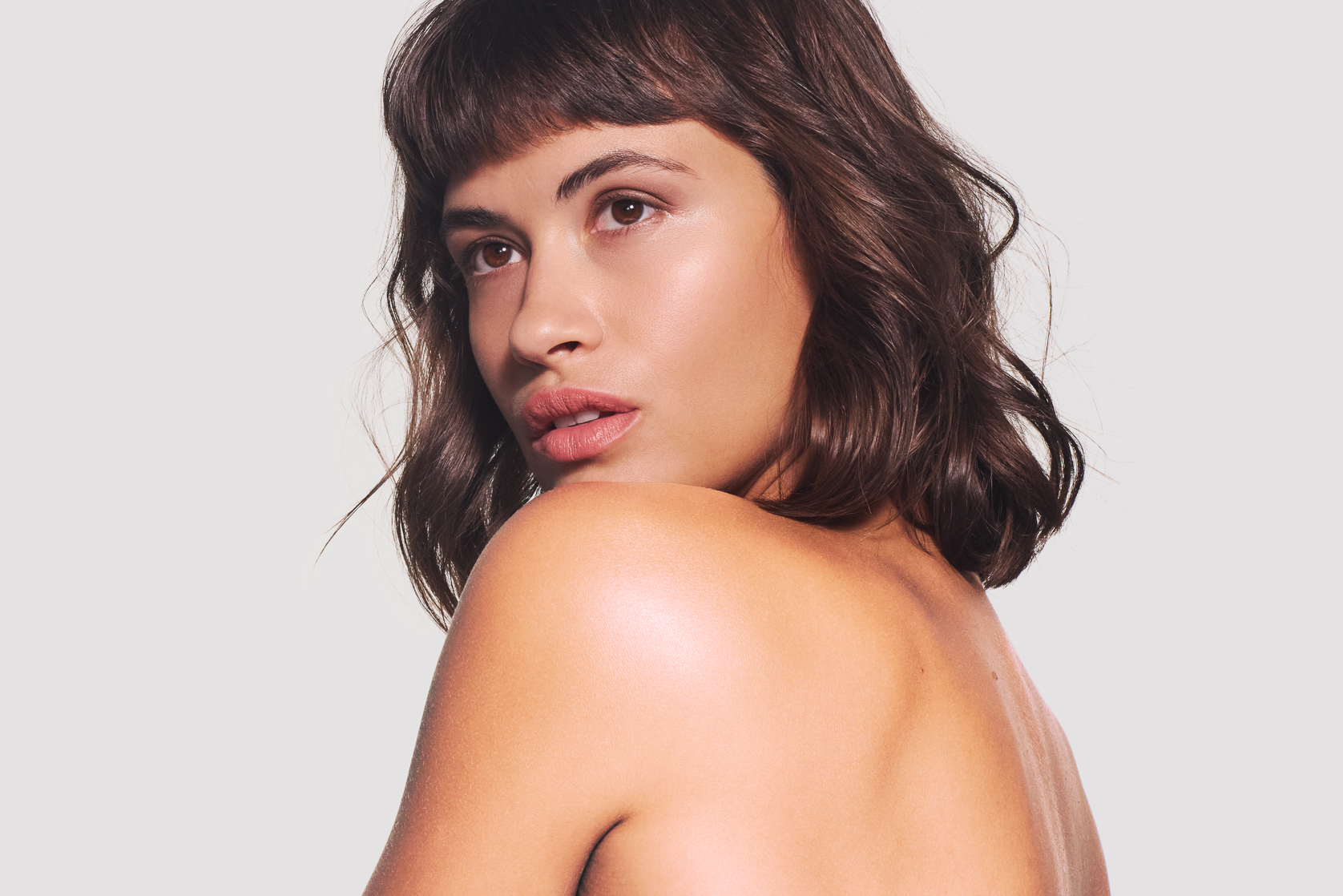 Lip Crayon 04 lychee - 2355 copy 2.png