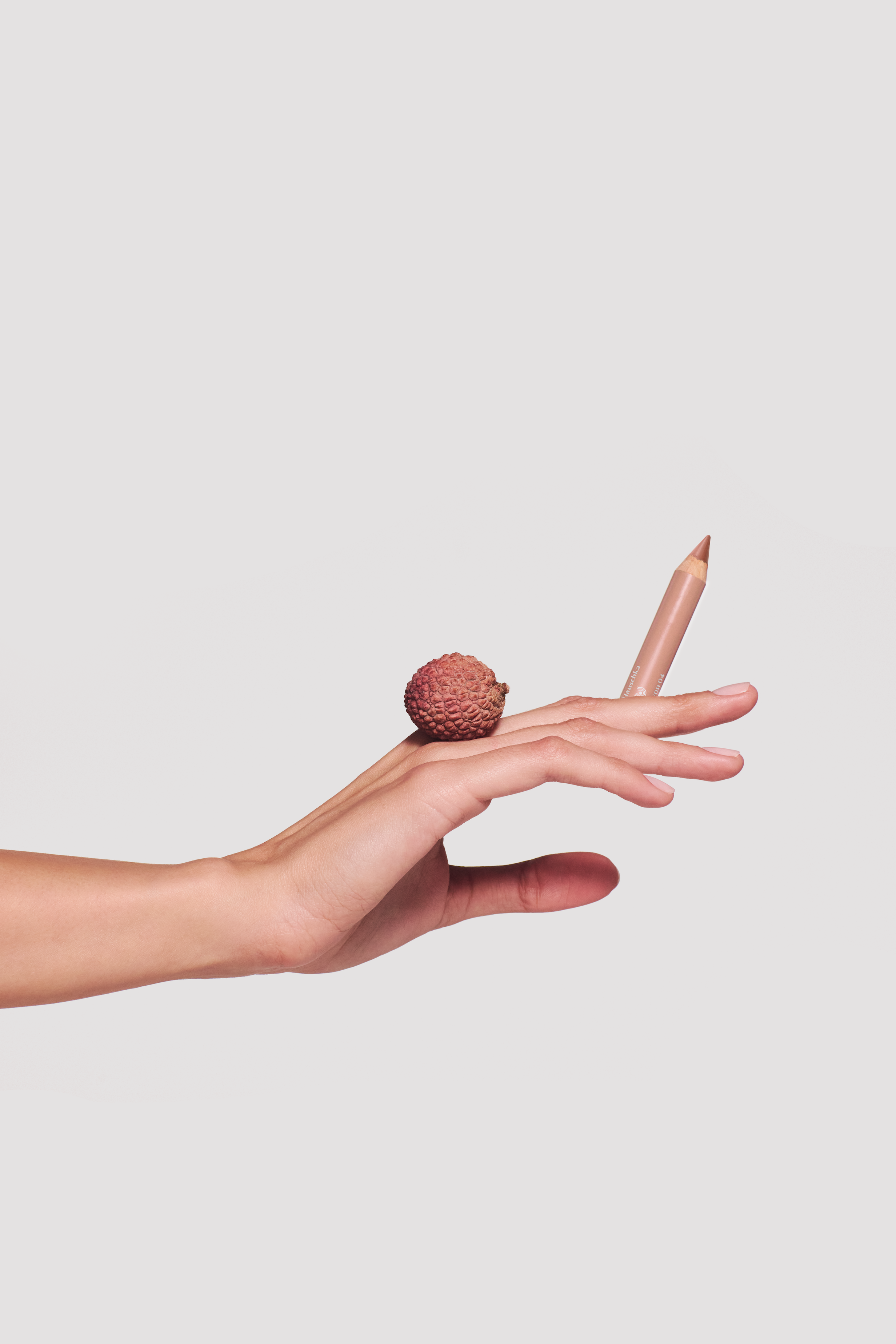 Lip Crayon 04 lychee - 3200.png