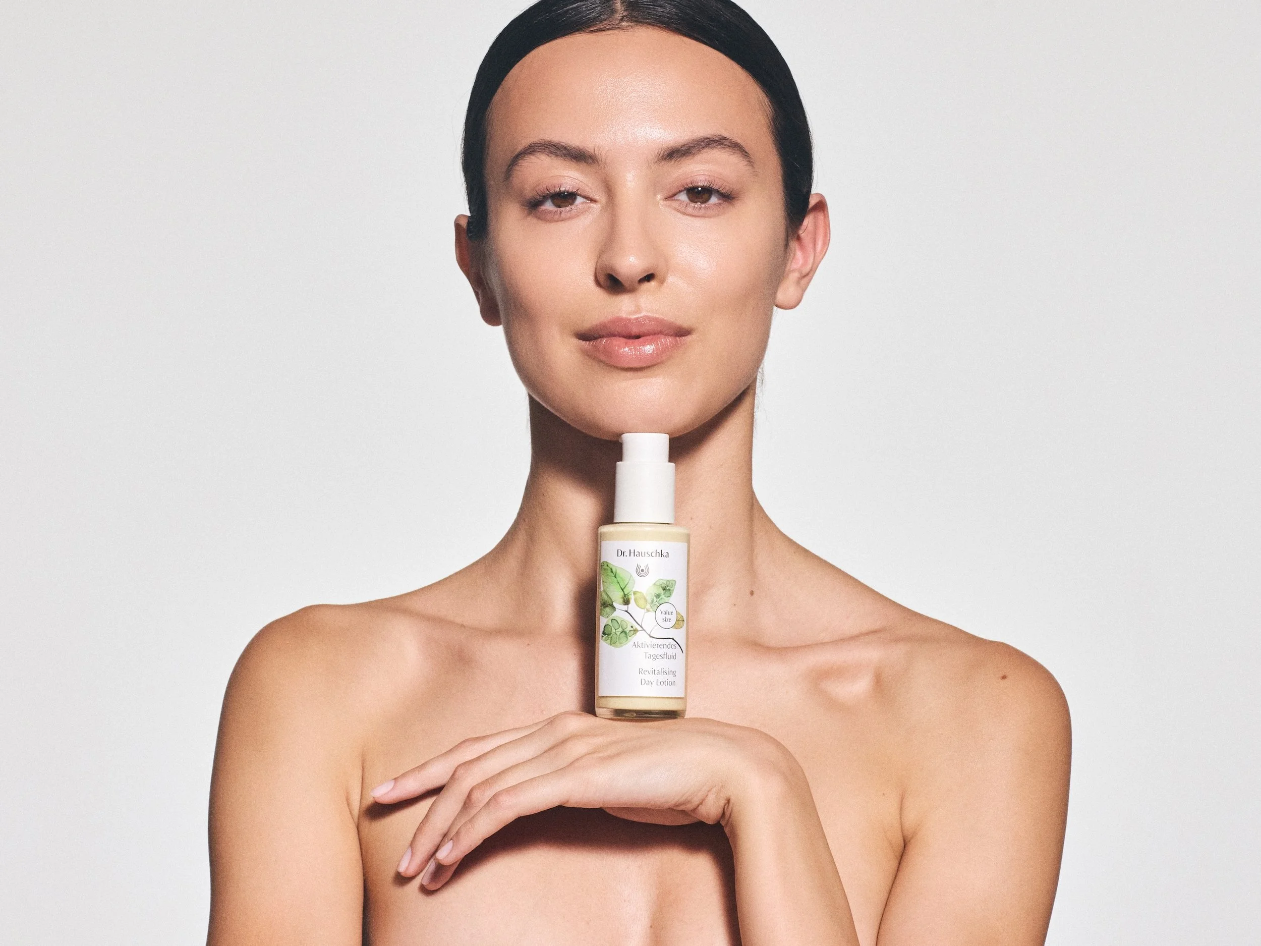 251001_DrHauschka_1897 copy.jpg