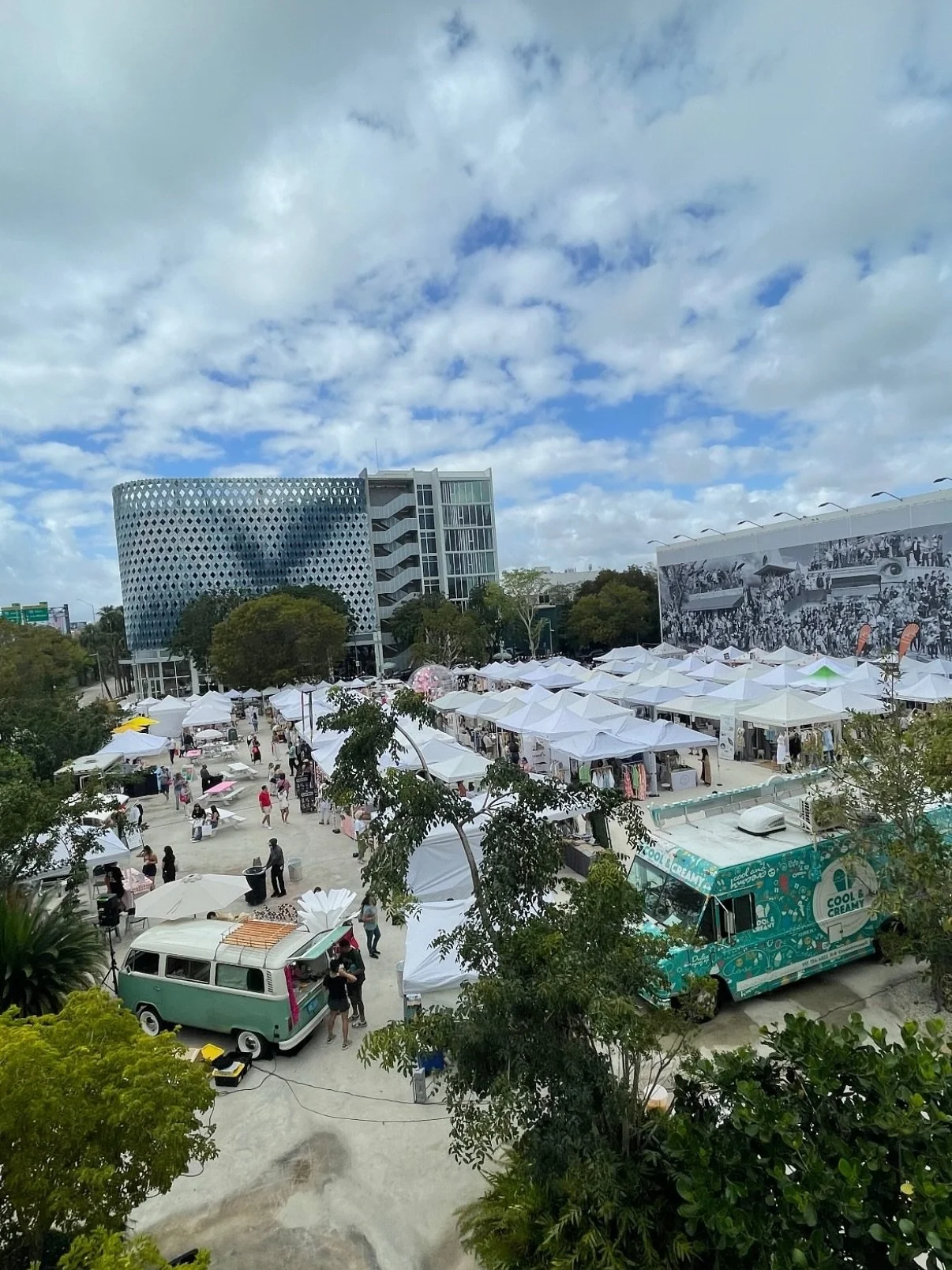 We will be back at Miami Markets For Makers!!
📍 Jungle Plaza, Design District 
🗓️ Sunday, October 26th
⏱️ 12pm - 5pm
#seeyousoon #photo #photobooth