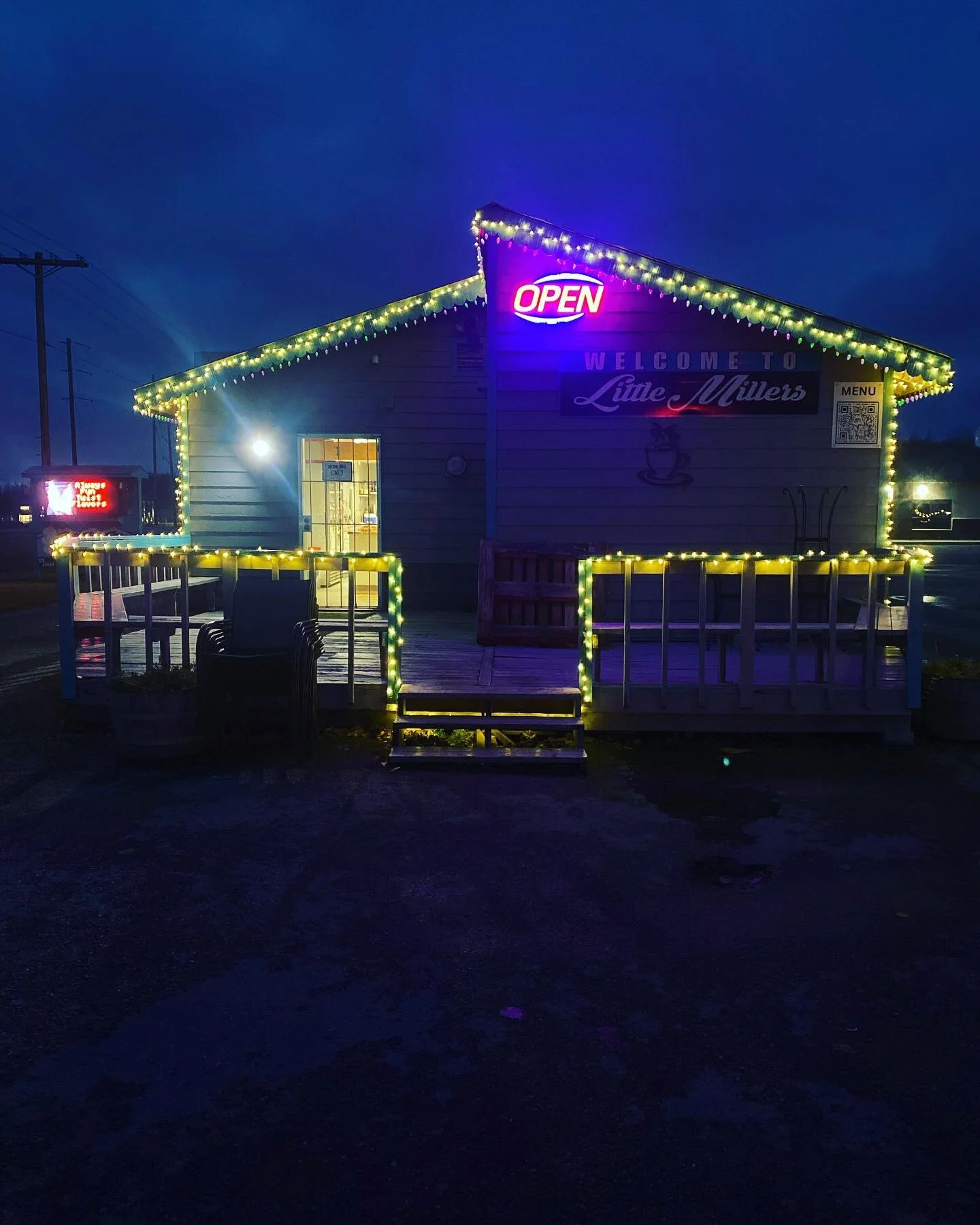 Little Miller&rsquo;s Bogard location&hellip;.. Lighting it up for this winter season. Go see them for a community favorite ice cream or coffee.