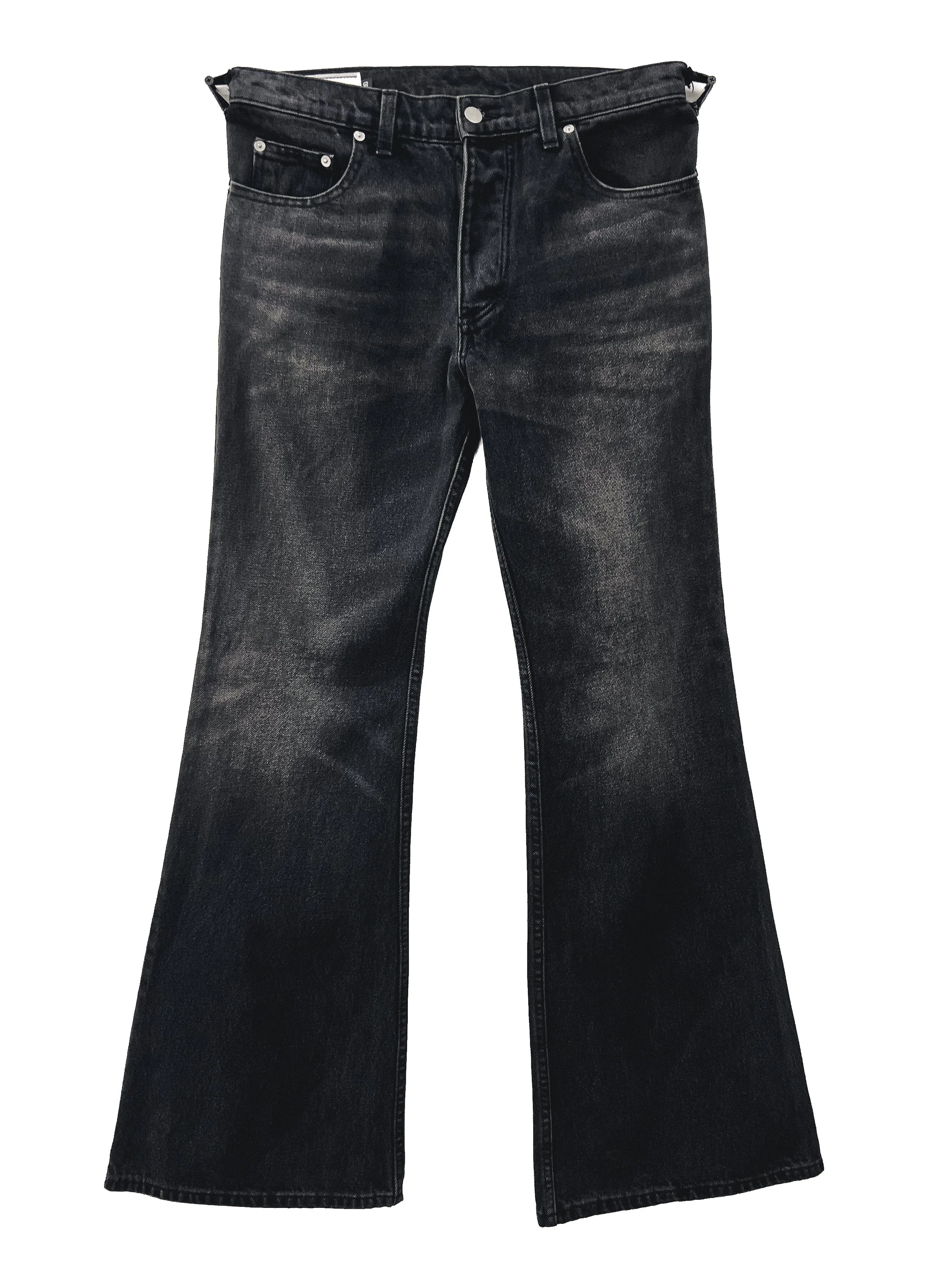 well worn no background.jpg