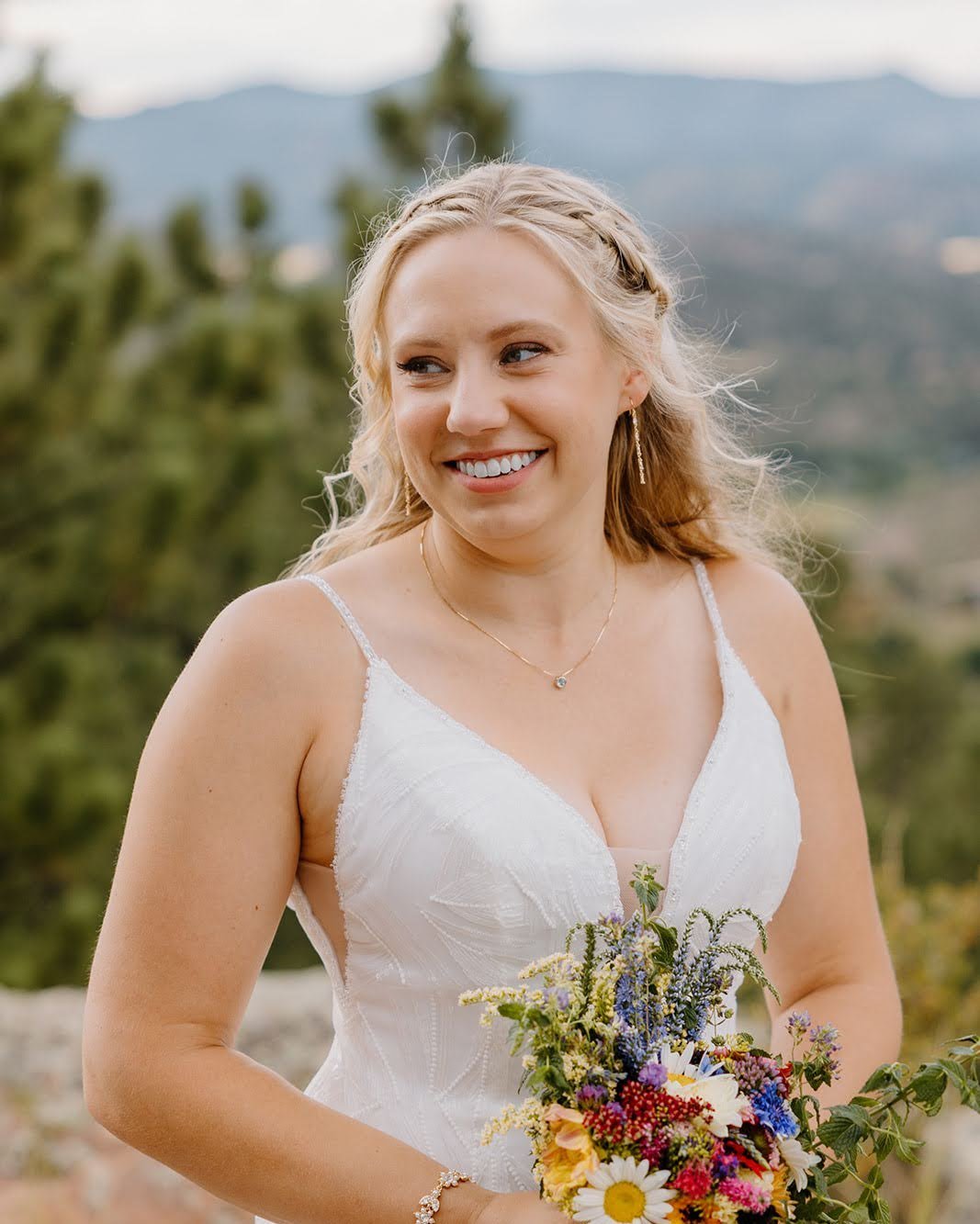 you can call me Mrs

📷: @leahlach 
👗: @brandisbridal