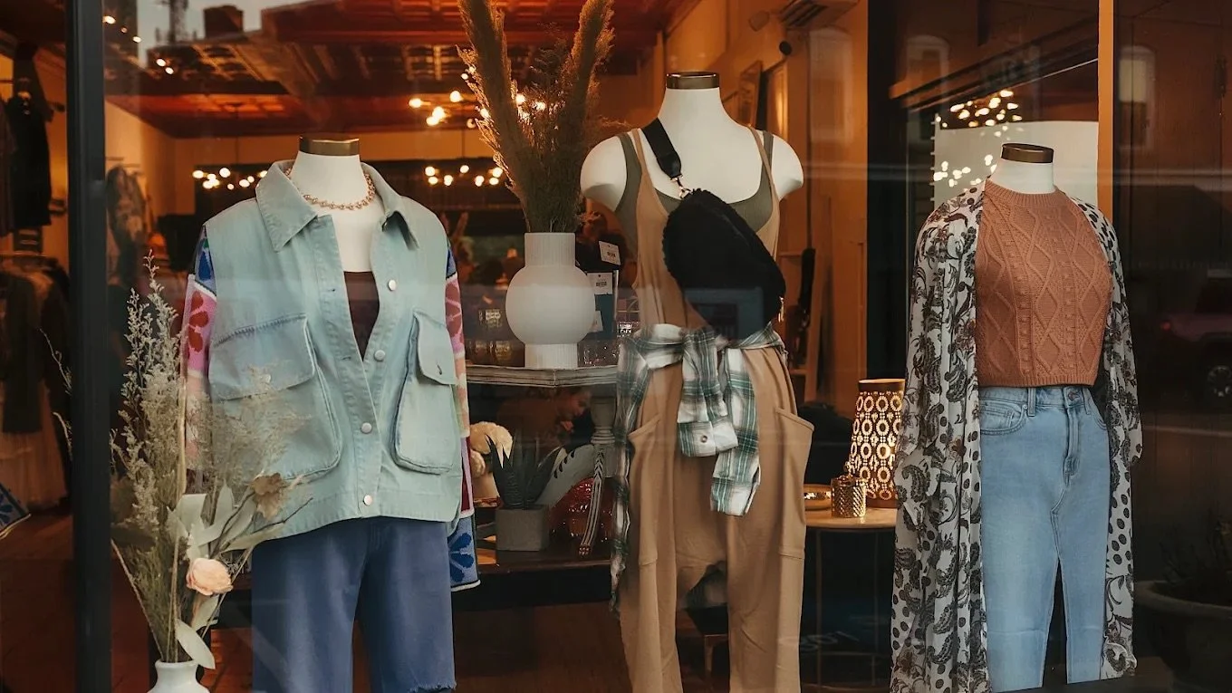 Five Fall Favorite Stops For Your Shopping Day