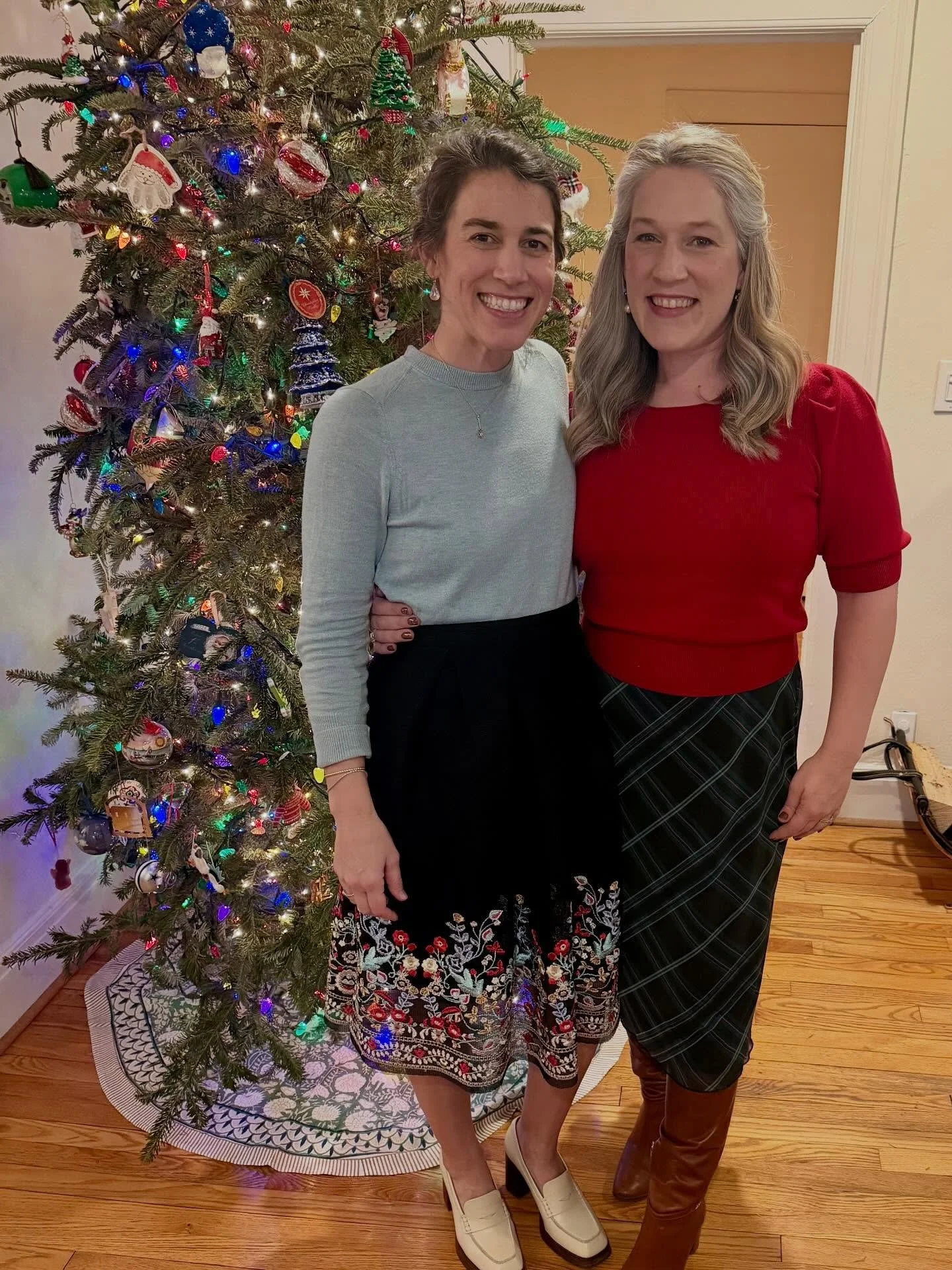 Merry Christmas and Happy New Year! We&rsquo;re are so incredibly grateful for another year with all of y&rsquo;all. What a joyful job we have! Enjoy this festive time! 🎄🎉🎅🏼❤️