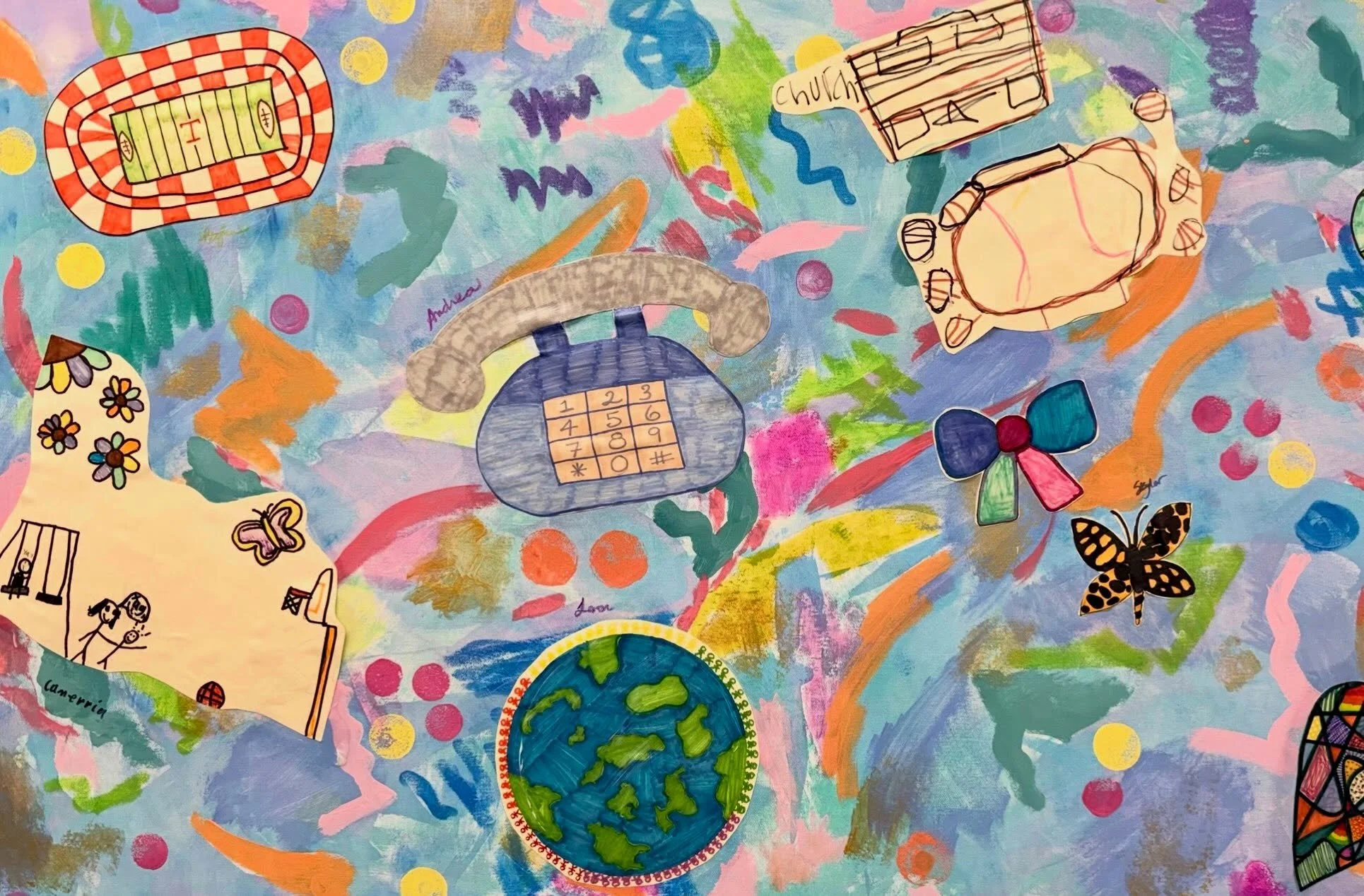 🎨 Make something together. Keep it forever. 💛

Introducing our Custom Collaborative Canvas! ✨

With Leighton&rsquo;s guidance, your group will bring paint, paper, and individual creativity together to create one original work of art. You can even b