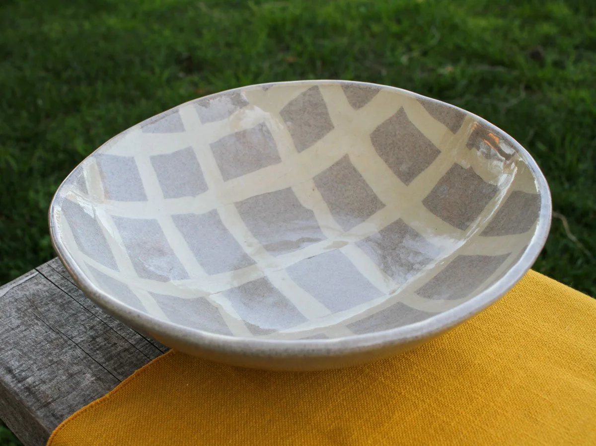 Inlaid Grid Large Serving Bowl (10")