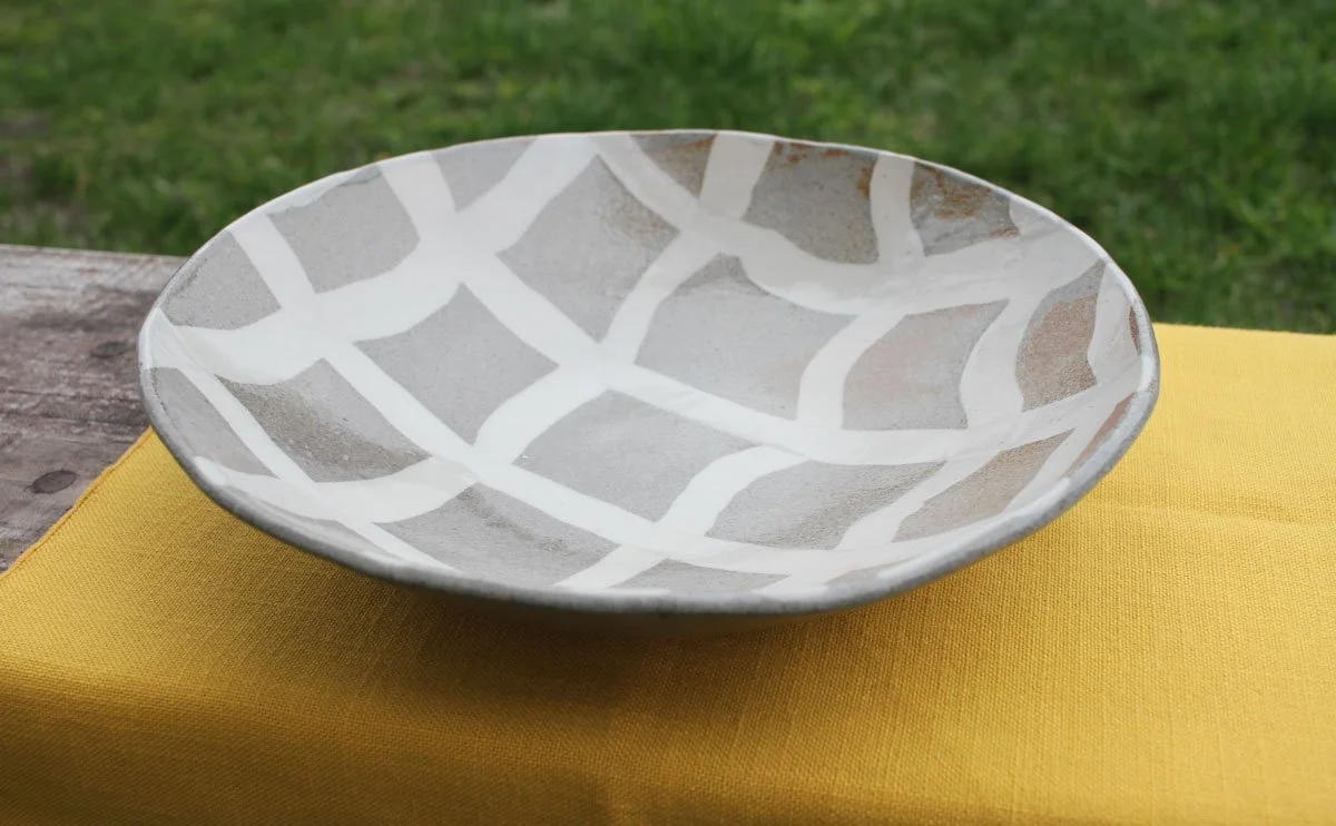 Inlaid Grid Large Serving Bowl (11")