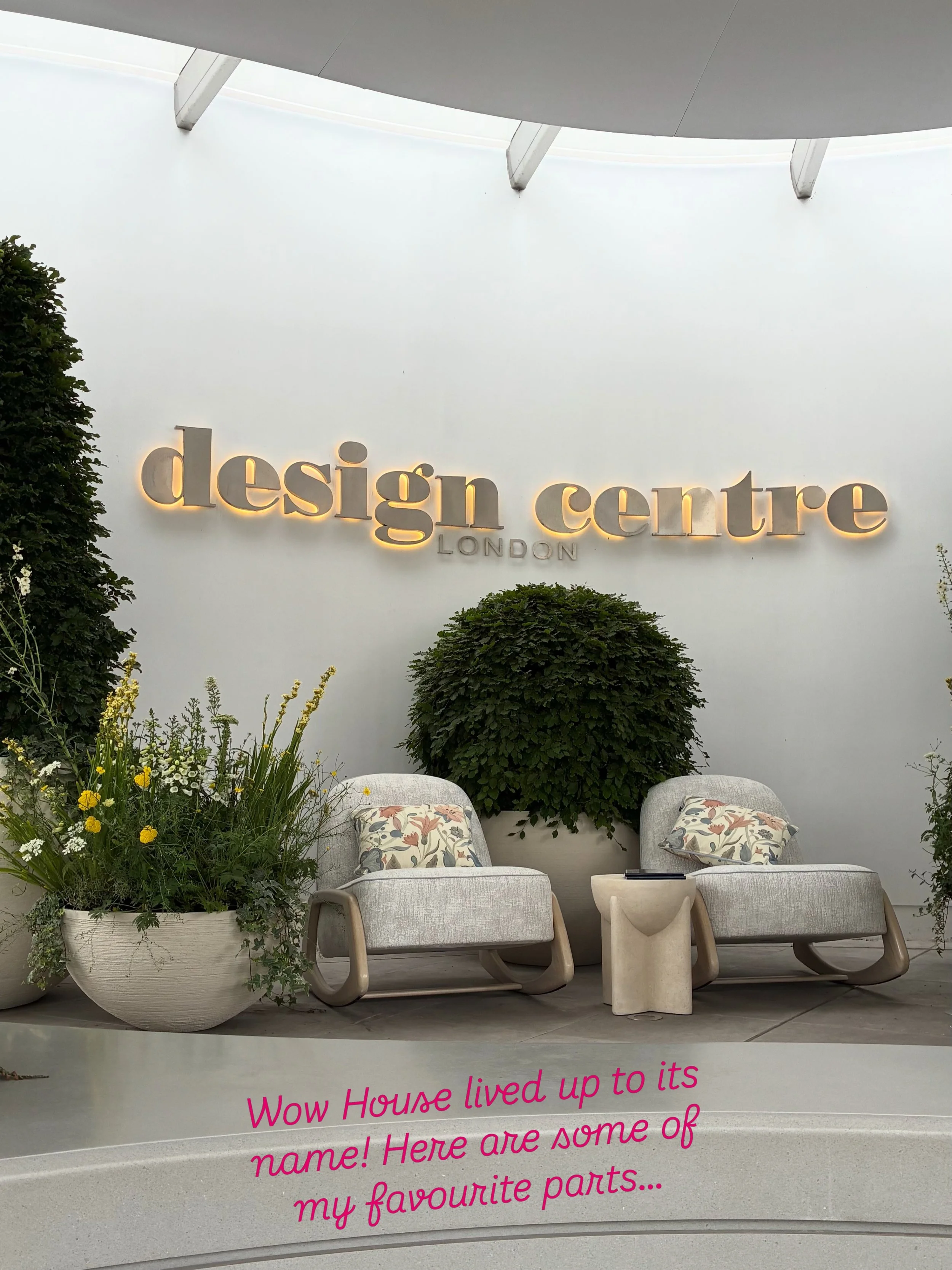 Awesome day in London and nice to forget the NPPF for a couple of hours this morning 🤓 💖 

Started the morning at WOW House thanks to the lovely invitation from @samanthabartlettinteriors. Such an inspiring showcase of design, craftsmanship and cre