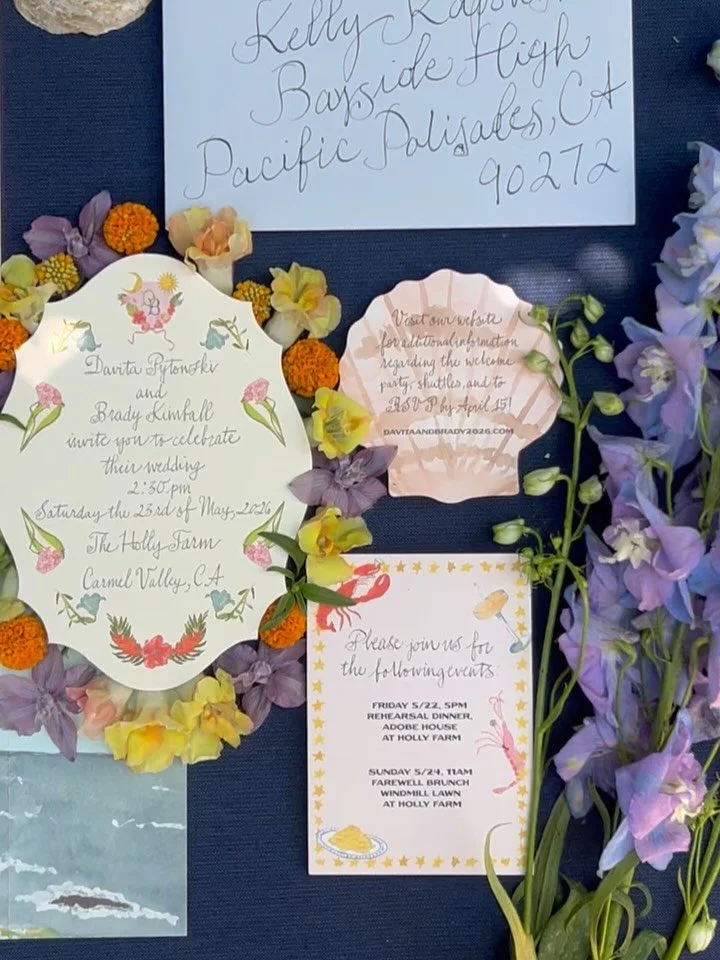 Delicate, coastal, botanical keepsakes for D+B&rsquo;s suite from @prettywrittenthings 🌸

Swipe to see the stained glass door inspo that inspired it all💋

Did you also happen to find my favorite easter egg😏

@jesworkman 
@davitasp 
@gavin.goosum 
