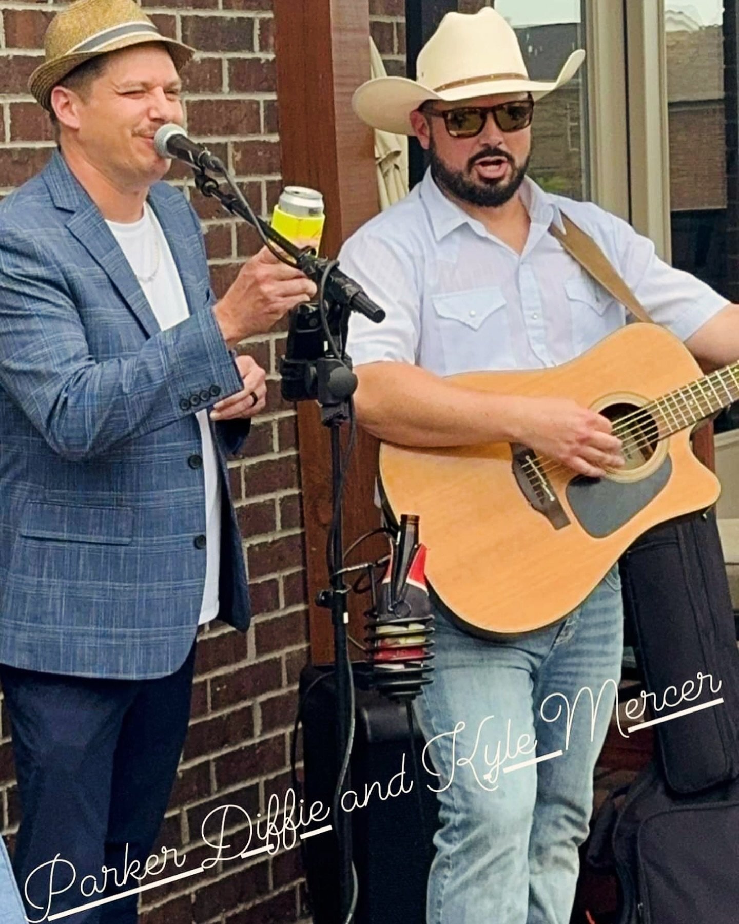 Kentucky Derby Party Shenanigans with my boy Parker sliding in on them vocals for his daddy&rsquo;s song @officialjoediffie &ldquo;Pickup Man&rdquo; #goodpeople #goodfun #hixtapevol3 #livemusic #countrymusic #kentuckyderby