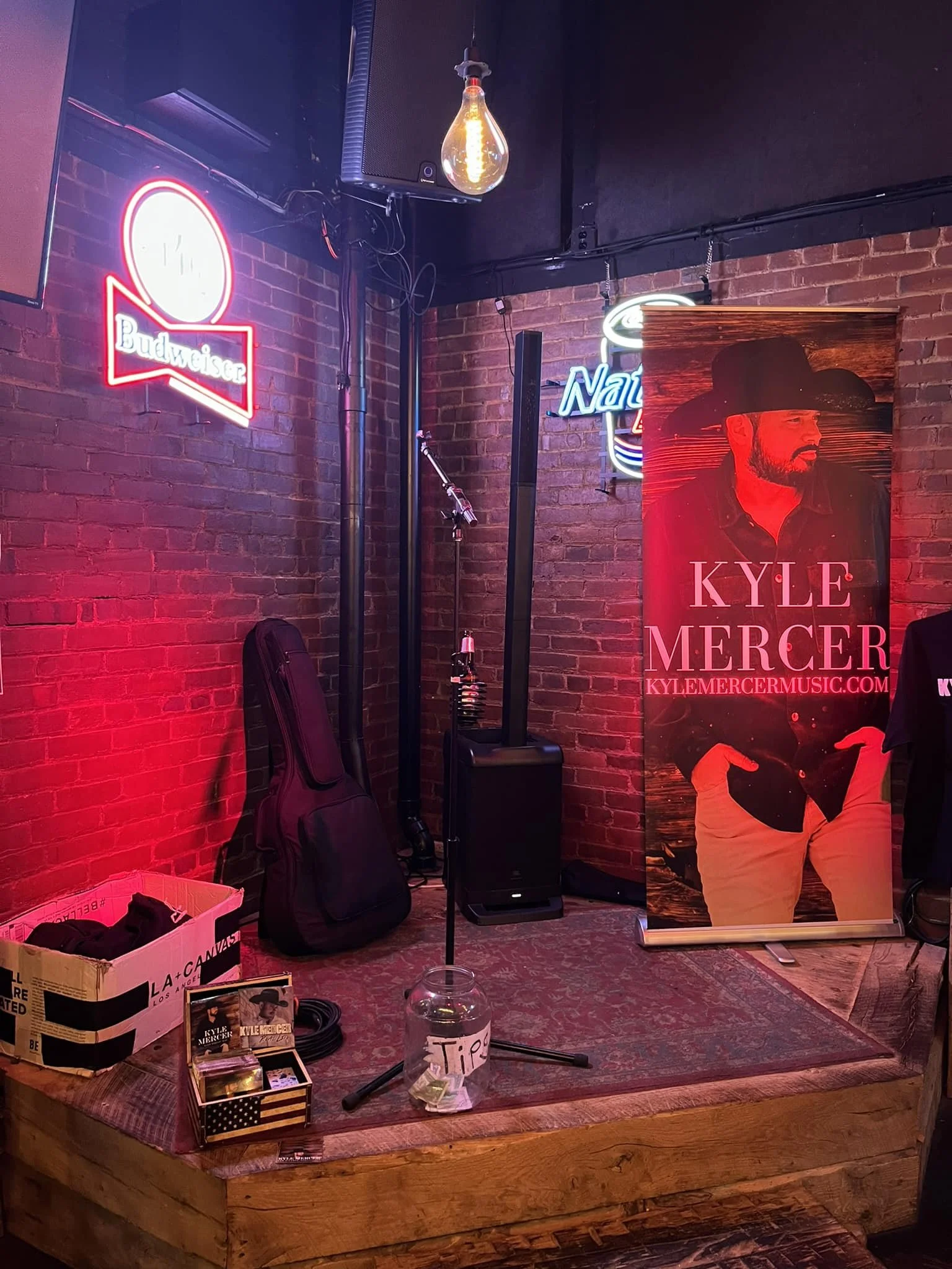 Playing one of the best beer joints in Indiana tonight! Catch me at Pudder's in Shelbyville 7:00pm showtime.