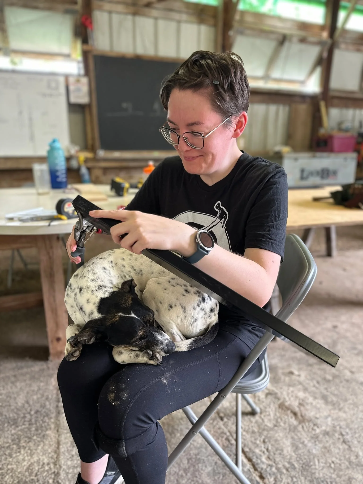 Come for the carpentry, stay for the puppy therapy. Anyone else have a little dog who keeps you company while you work on DIY projects? Shop dogs are the absolute best.

This photo is from our Tiny House Siding course: we're almost done with the seri
