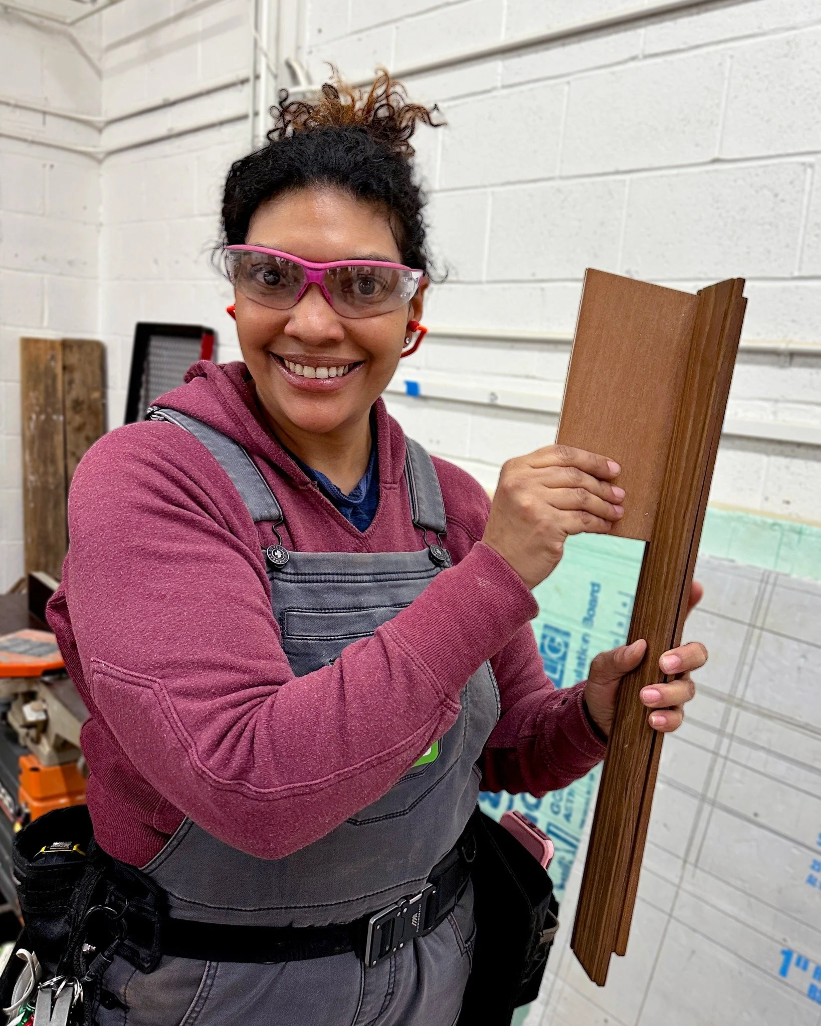 Learn strong, beautiful joinery in Build a Box, our two-day intro to woodworking coming up November 13-14! This class is filling fast and is perfect for complete beginners AND folks who want to apply their woodworking experience towards a beautiful h