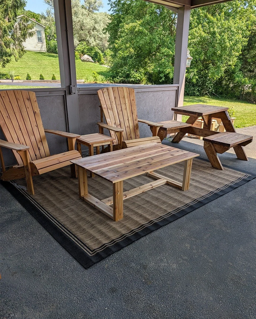 TEACHING ASSISTANT PROJECT: Sue's Outdoor Living Room

Check out the functional and beautiful outdoor space our TA Sue built out!

&quot;My vision for my outdoor space revolved around the Adirondack chairs that I built at Hammerstone. I wanted to bui
