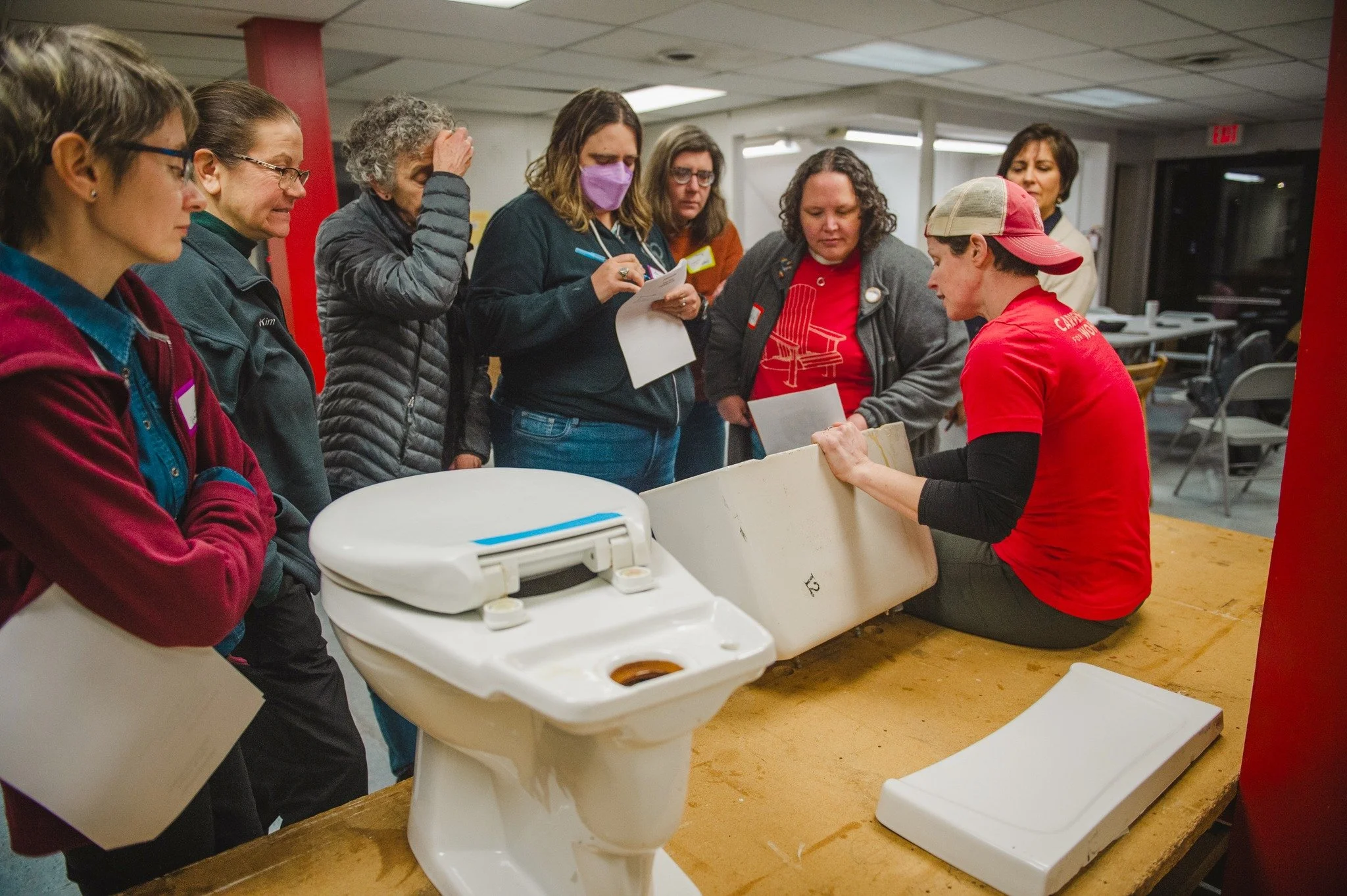 Toilets have a knack for leaking or breaking down at the most inopportune times. Sign up for this evening tutorial to empower yourself to address common toilet problems as well as discern when it&rsquo;s best to call a professional plumber!

Tutorial