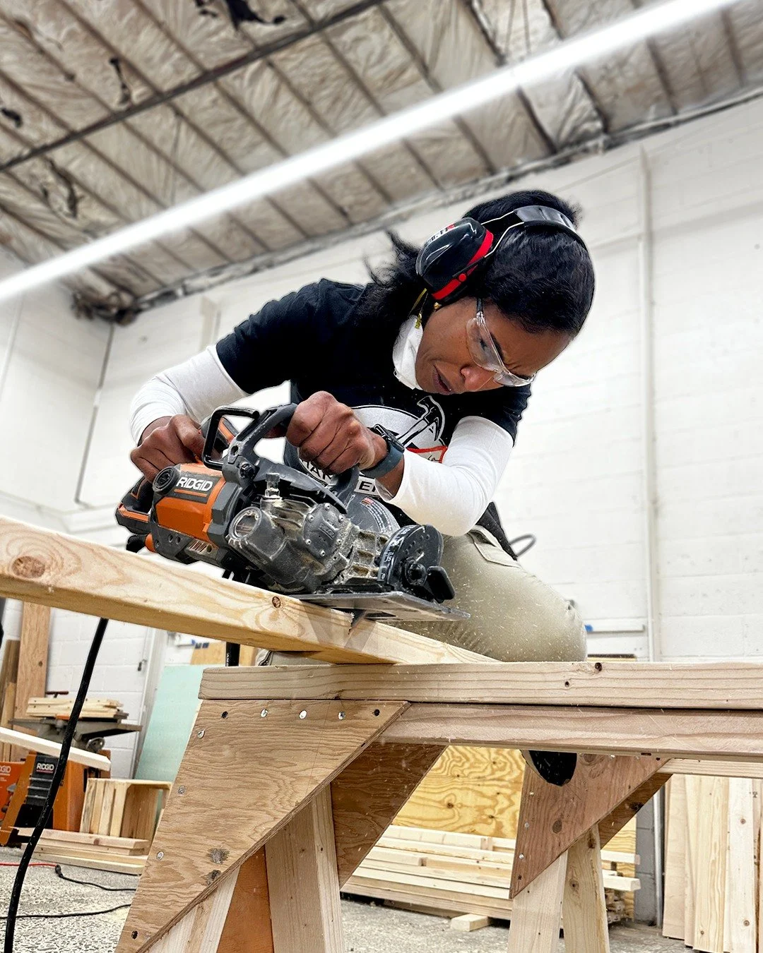 It's time! Become the handyperson you need! Students come to us from across the country to learn carpentry, and we&rsquo;re seeing more and more from D.C., Philly, and NYC. Getting here is easier than you&rsquo;d think, with direct flights from D.C. 