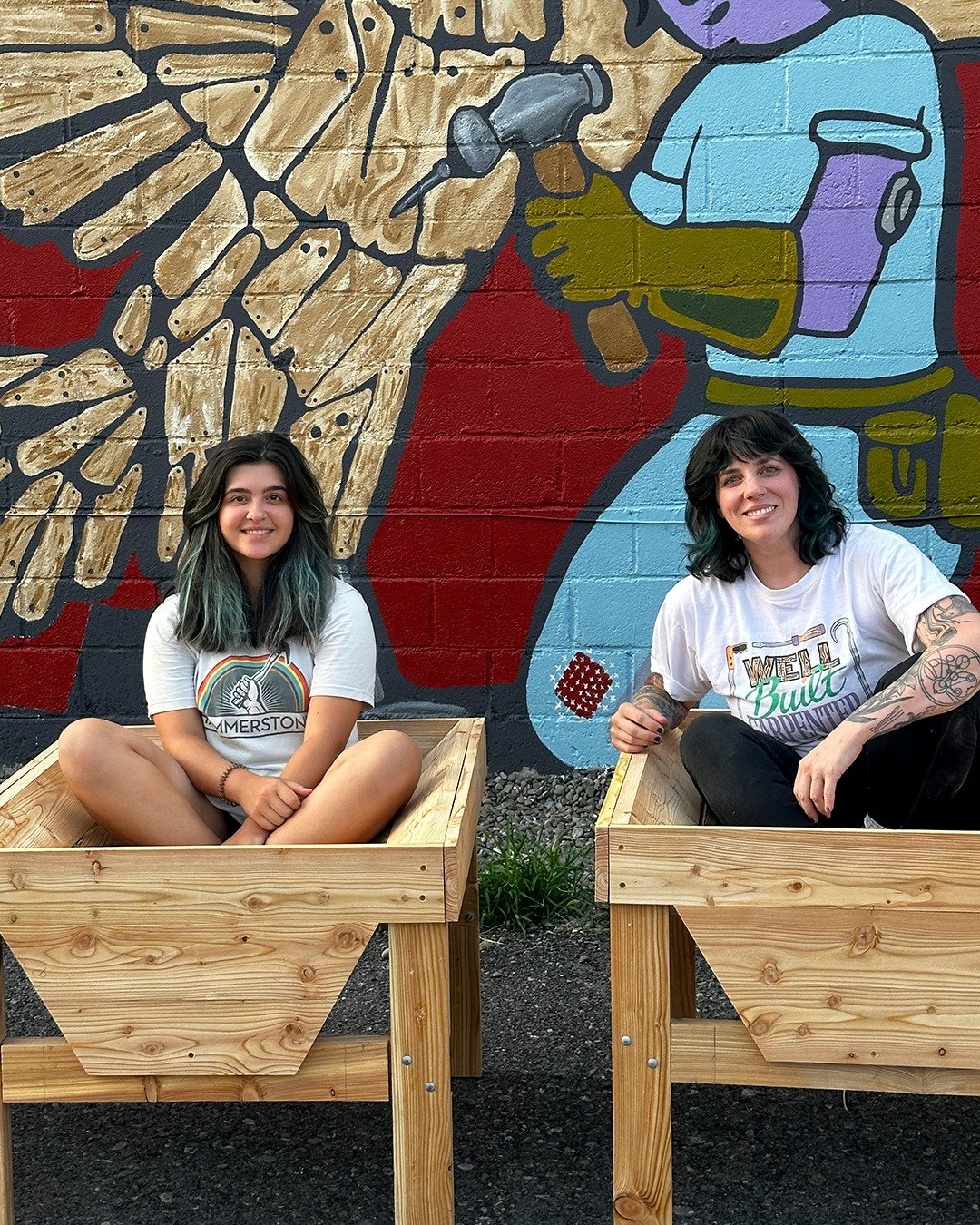 Planting a lush spring garden is even more satisfying when you built the planter, too! 🌱 Join us on April 20-21 to build a waist-high planter out of locally-milled larch. This wood species is naturally rot resistant without the chemicals of pressure