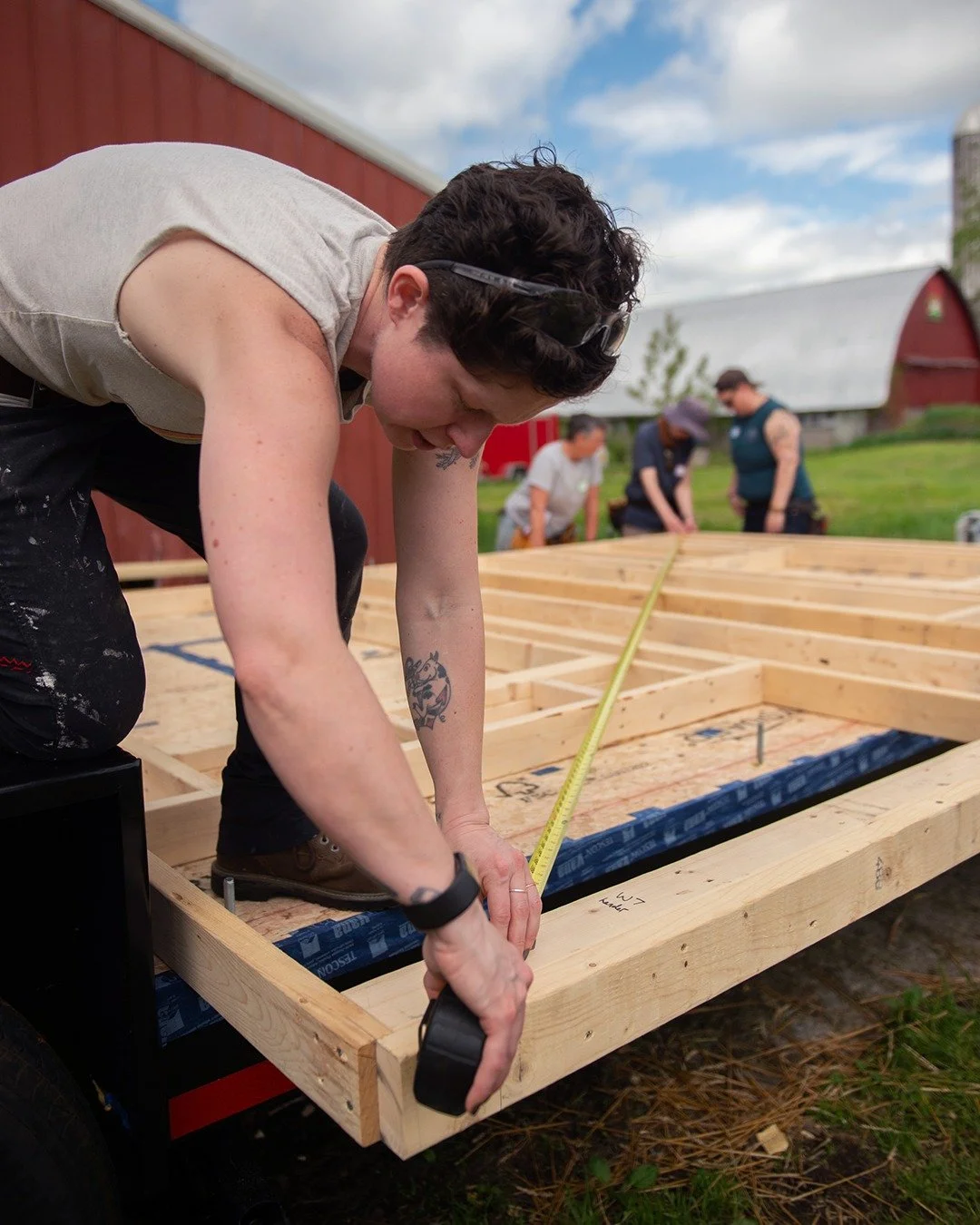 This could be you! Build a house with us this year! 🔨 

Our tiny house series is filling up - sign up today to save your spot! All courses are standalone and open to complete beginners.
SIGN UP: hammerstoneschool.org/tinyhouse

New for this year we 