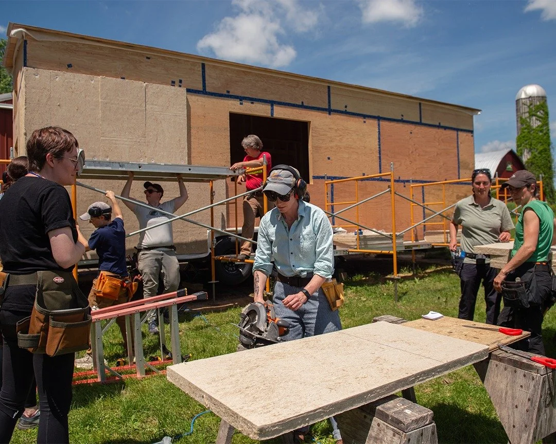 Building a shed, garage, or larger structure? If you insulate with the right materials, you'll have a comfortable building in both winter and summer,  and you'll save big on energy bills. If you're envisioning your insulation as pink fiberglass batts