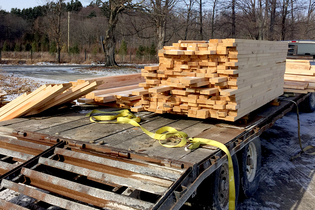 ratchet straps truck bed 6x4 1080.png