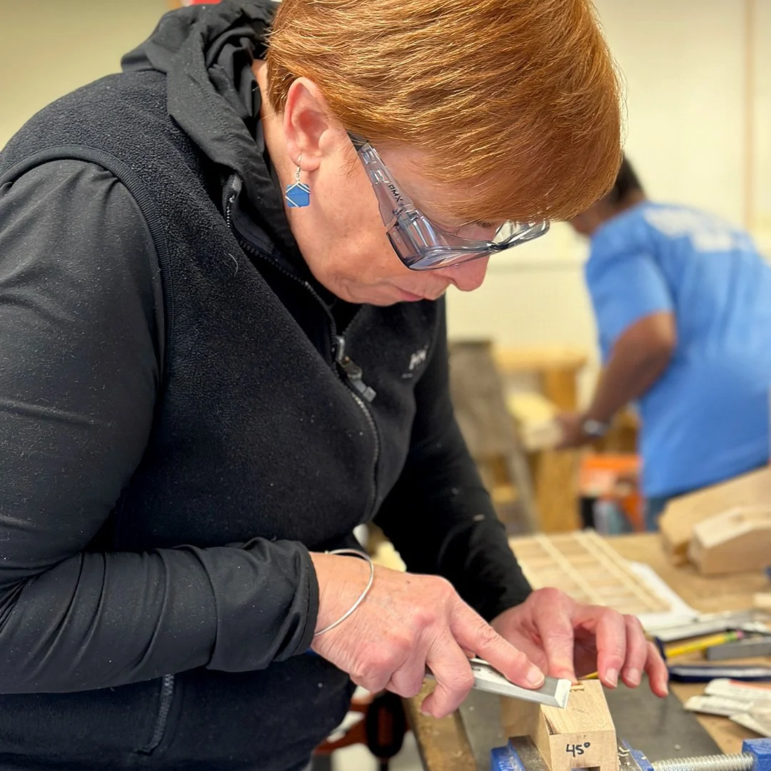 kumiko jig 45 4x5 chisel 1080.jpg