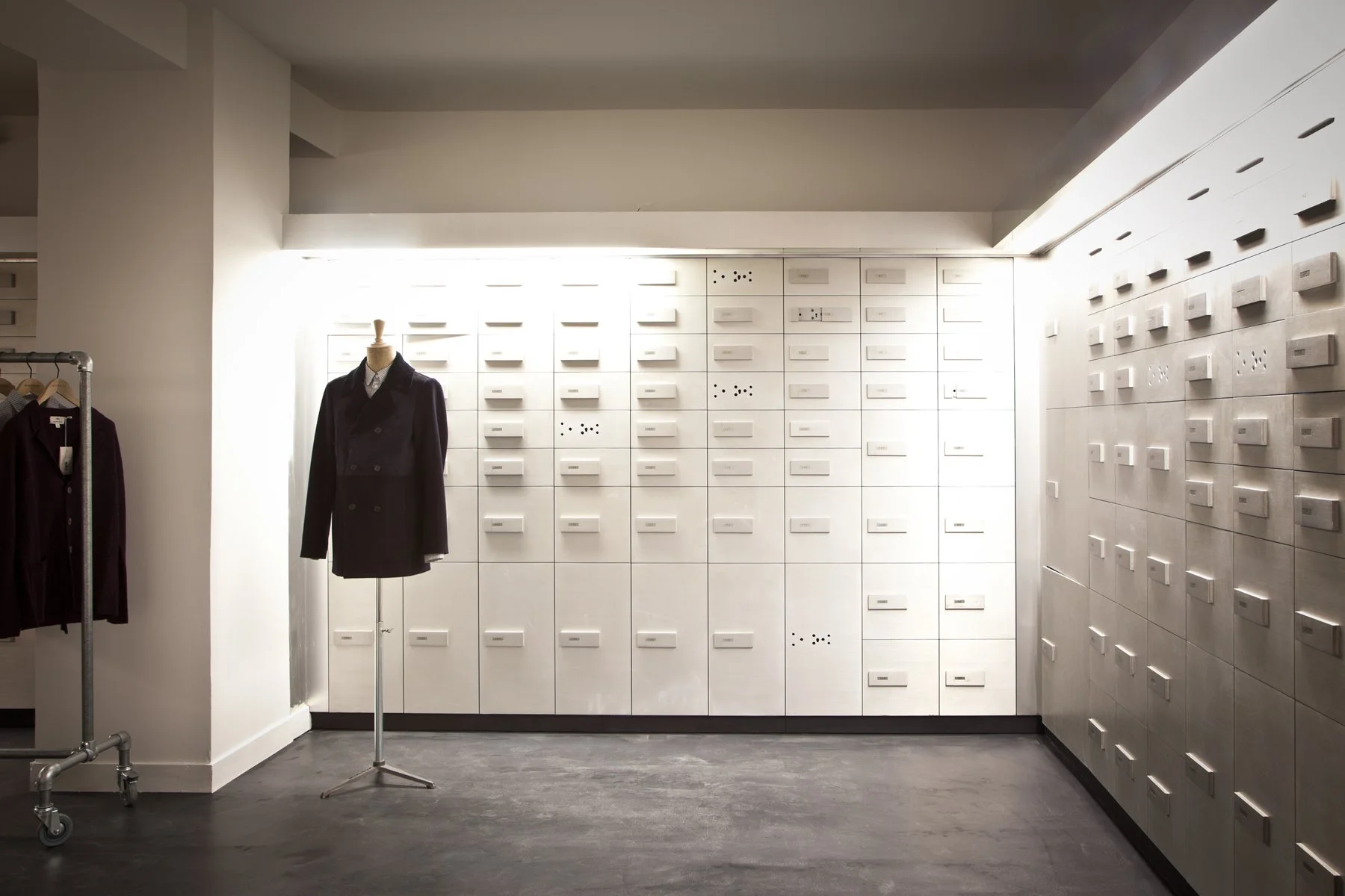 12.MelindaGloss_NewStore_33.jpg