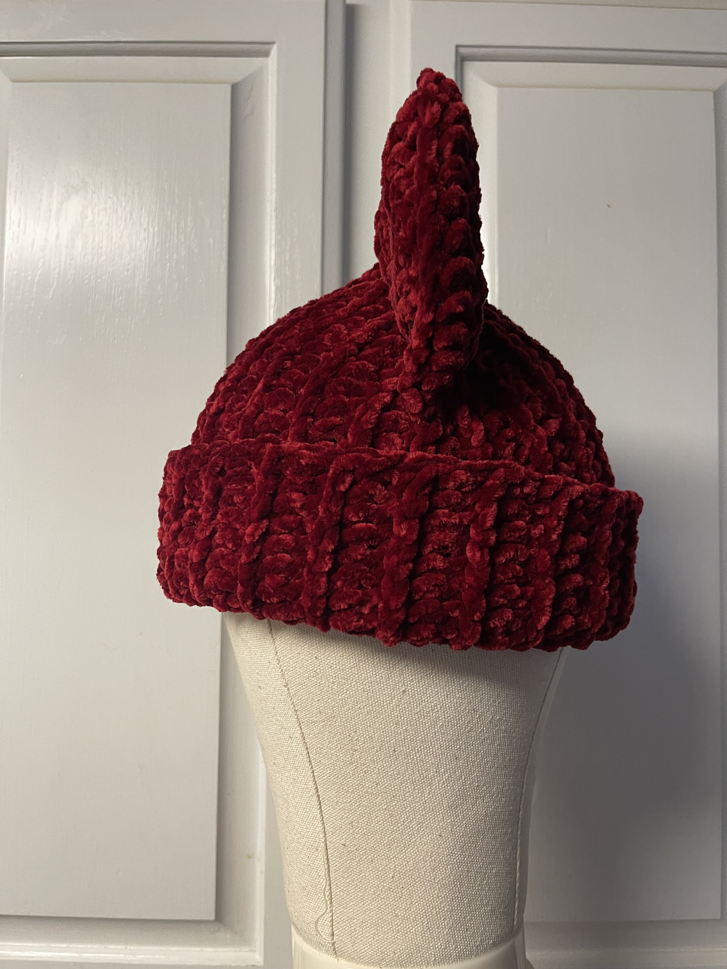 Kitty Beanie: Velvet Ruby