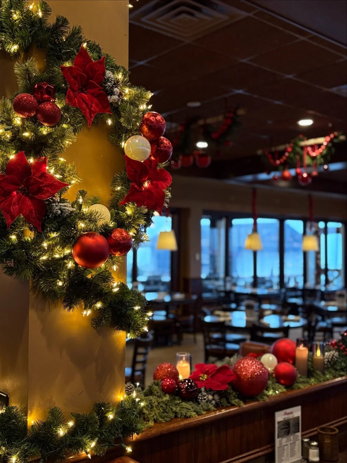 This year, Maynard&rsquo;s in Excelsior wanted to truly amp up their holiday set &mdash; and we were all in. We created something that brings all the gushy Christmas feels, but with a sophisticated, light, and airy touch inspired by their beautiful l